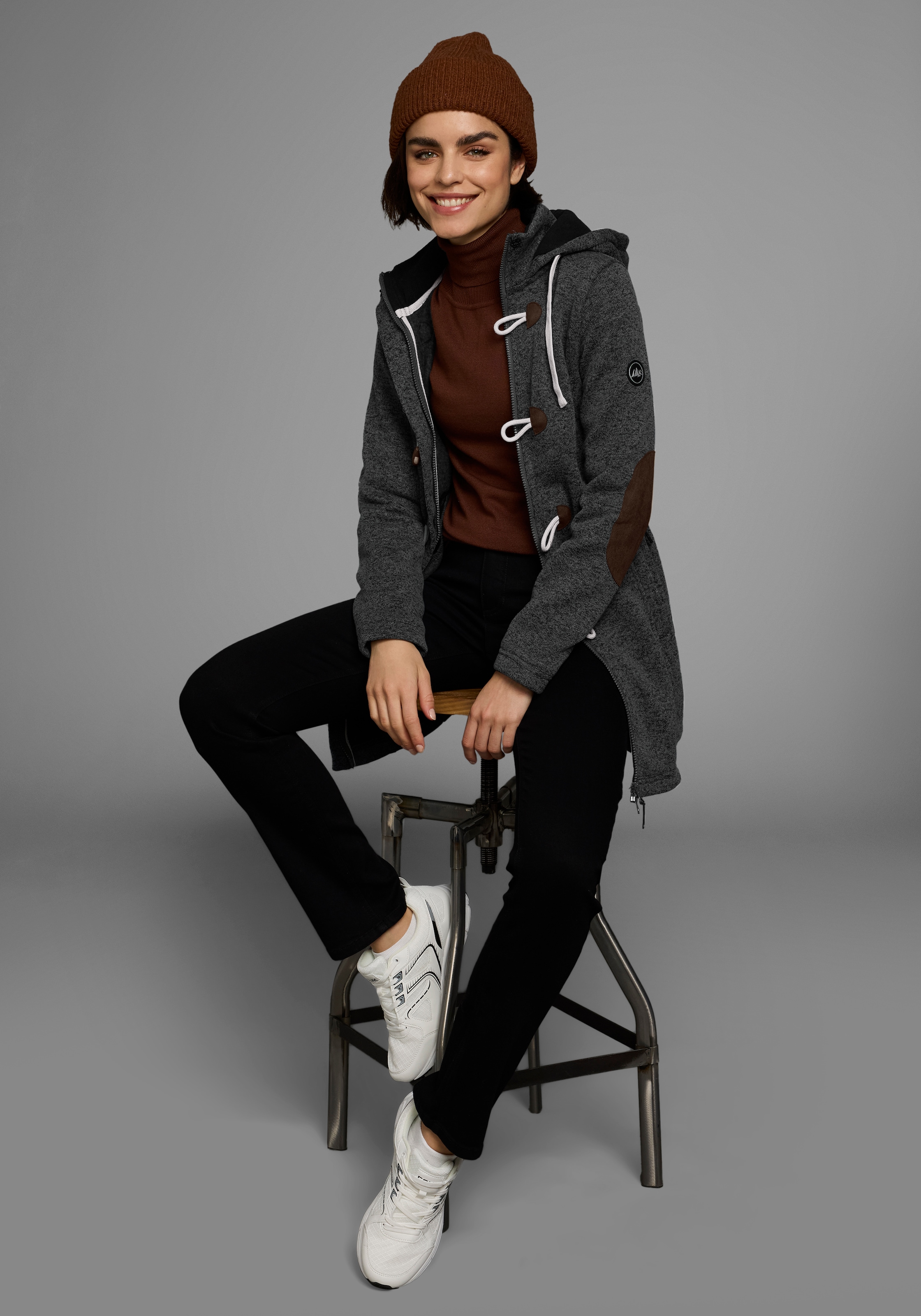 Polarino Strickfleecejacke mit Kapuze für den Übergang,  aus Strickfleece,  atmungsaktiv