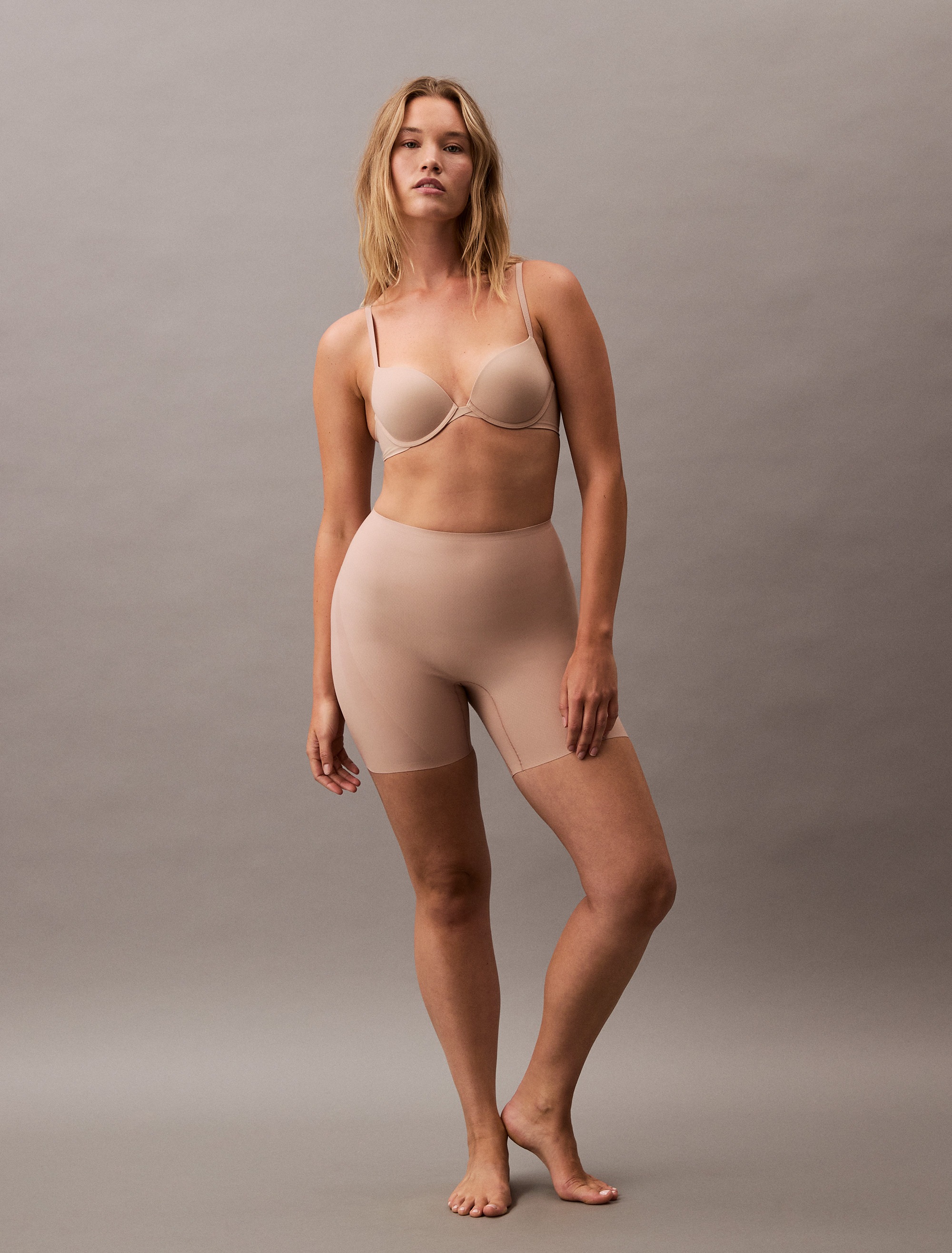 Calvin Klein Underwear Formpants »SCULPT FIRM THIGH SLIMMER SHORT«, mit Mesh-Einsätzen, shapewear
