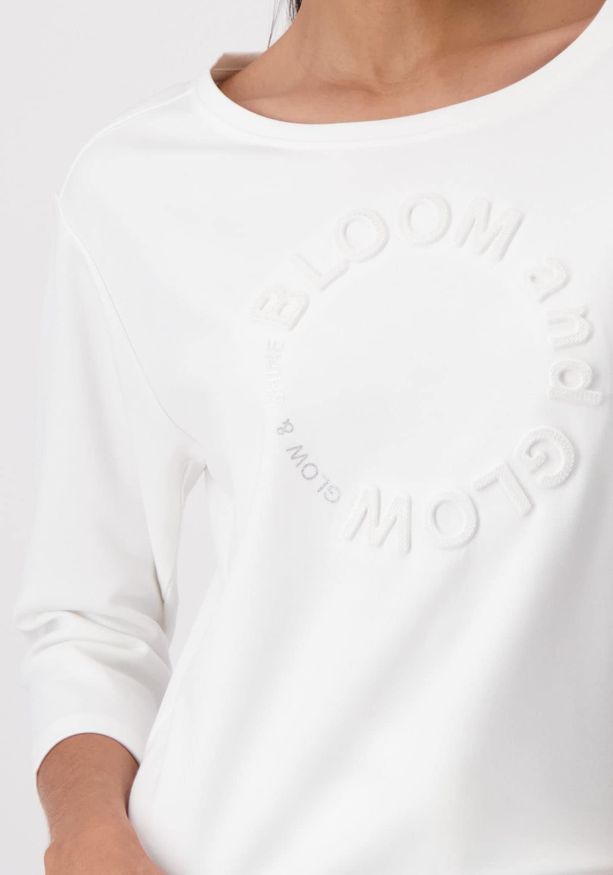 Monari T-Shirt »Shirt Basic 3D Emblem«, Mit Rundhalsausschnitt
