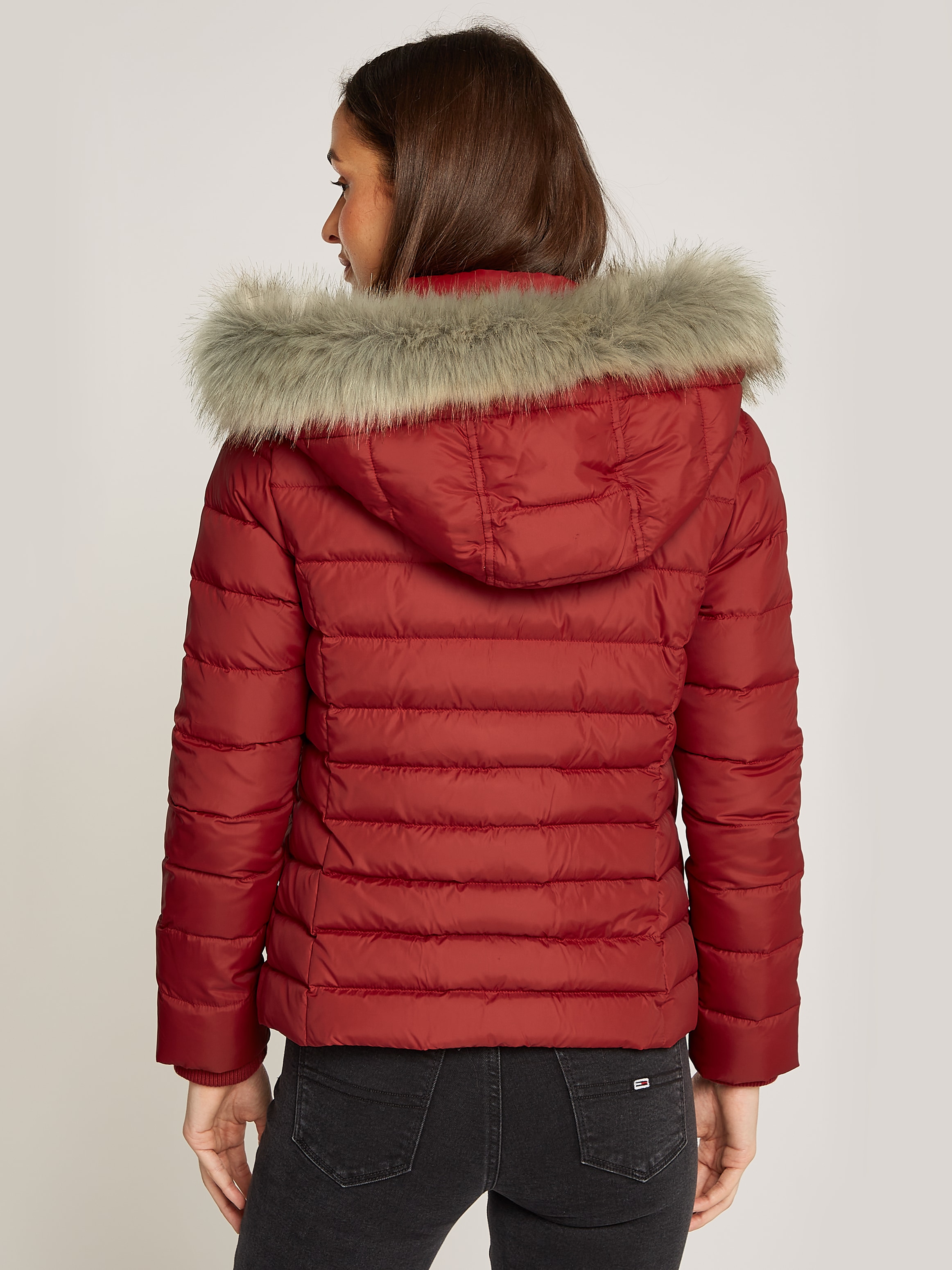 Tommy Jeans Steppjacke »TJW BASIC HOODED DOWN JACKET EXT«, mit Kapuze, mit Logostickerei