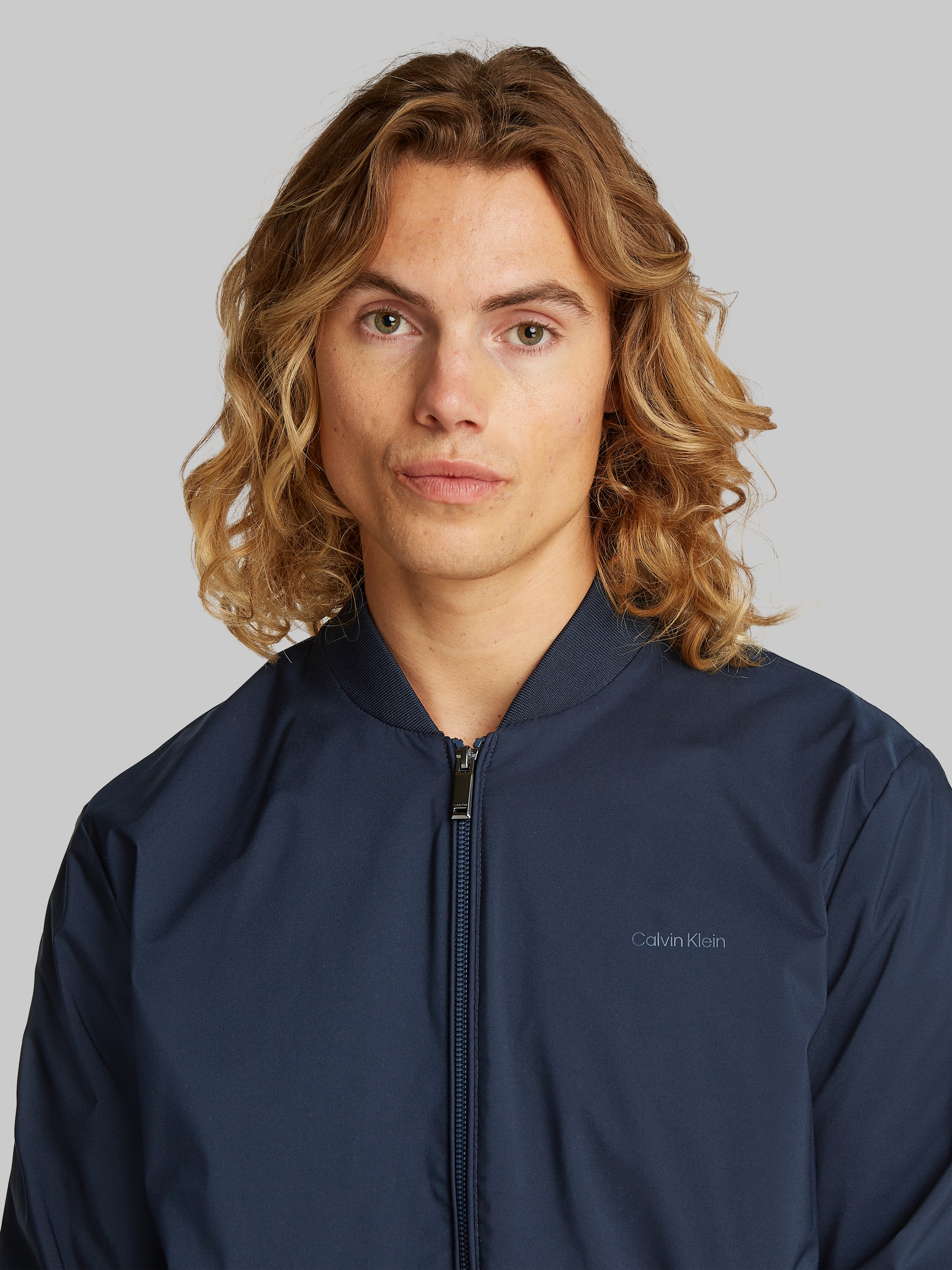 Calvin Klein Bomberjacke »MATTE BOMBER«, mit Label