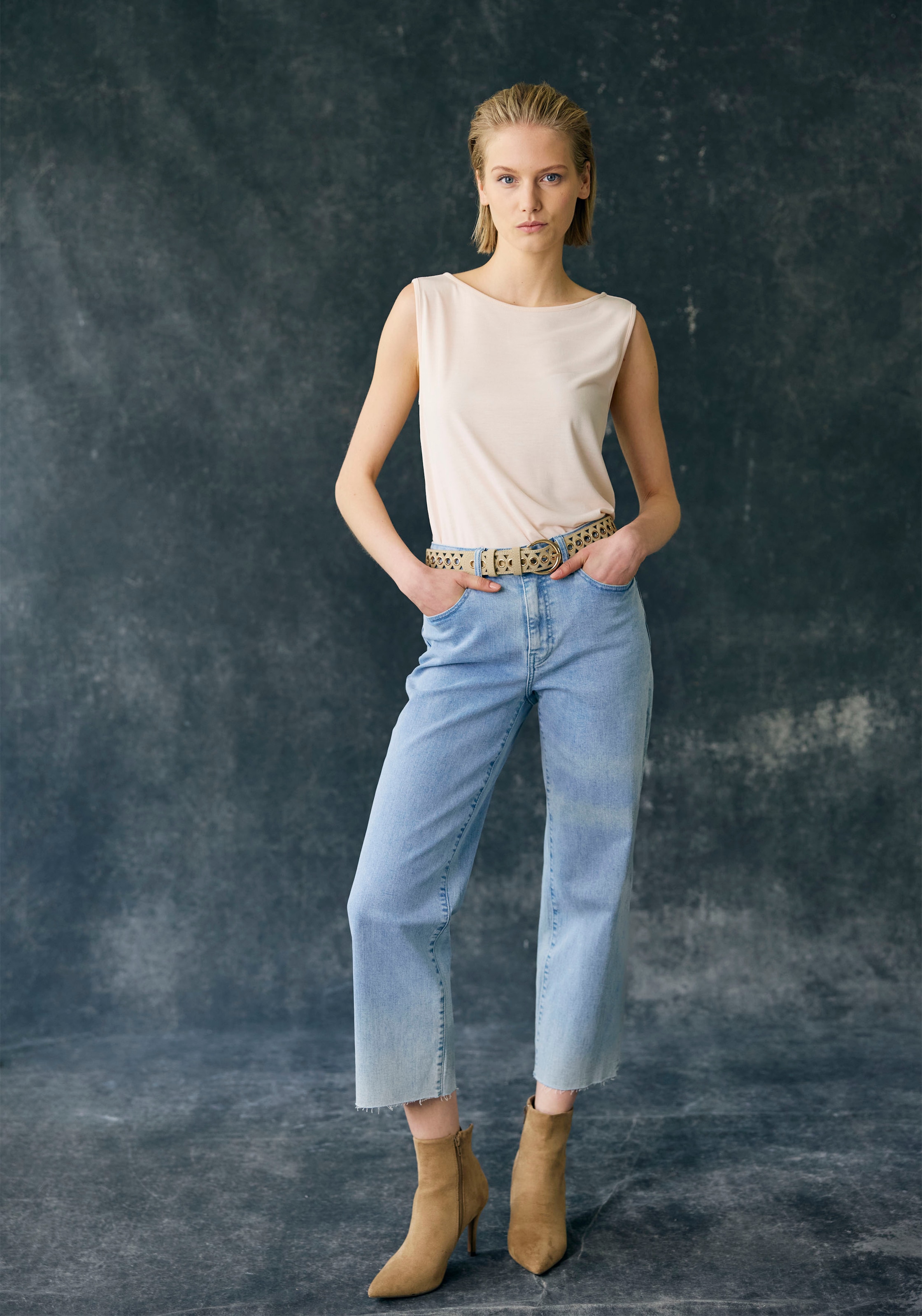 Buffalo Weite Jeans »aus weichem Baumwoll-Denim« leicht ausgefranster Beinabschluss, Culotte in 7/8-Länge, bequem
