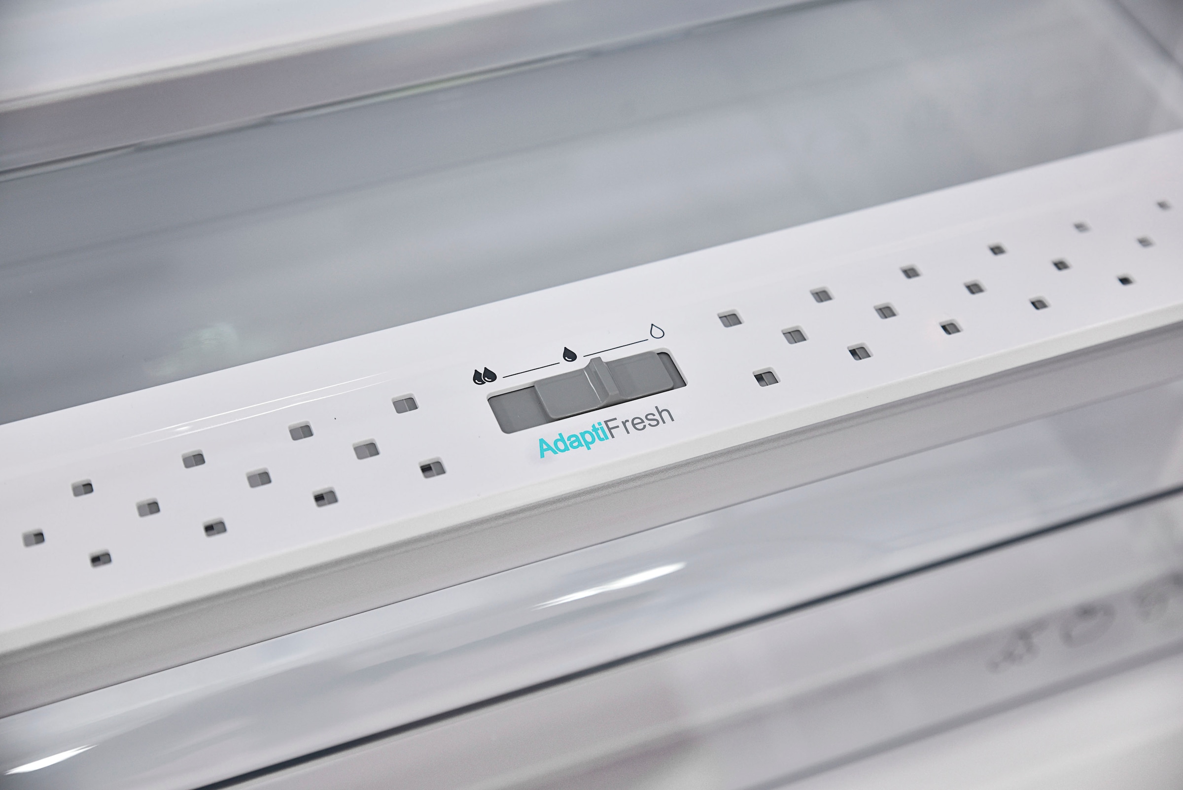 Sharp Einbaukühlschrank »SJ-LD300E00X-EU«, (178cm Nische), Festtür
