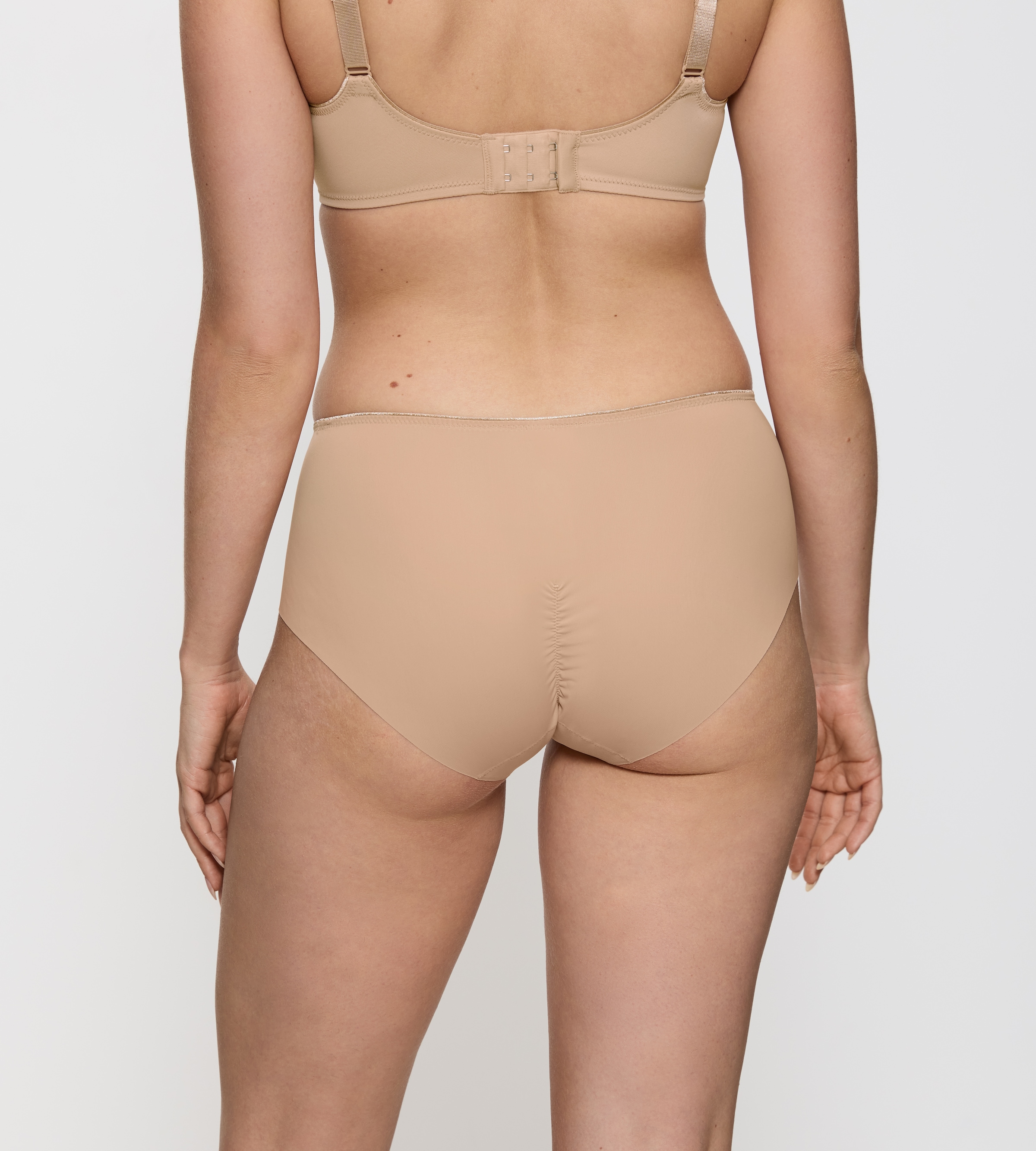 Triumph Hipster »Essential Minimizer« schimmerndes Jacquard-Muster, Microfaser, breite Seitenpartie