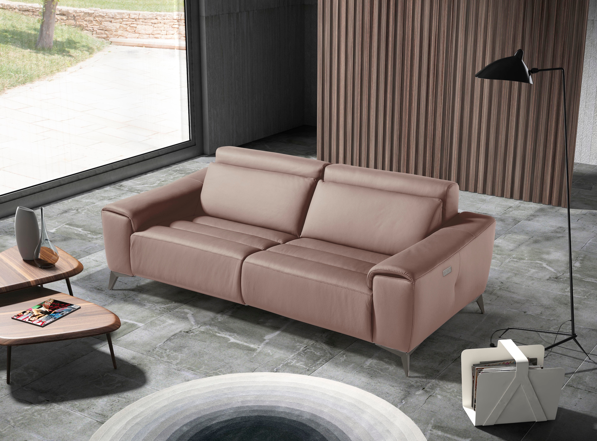 Egoitaliano 2,5-Sitzer »Suzette, Designsofa mit elektrischen Komfortfunktionen, edel & bequem« inkl. 2 elektronischer Relaxfunktionen, Rücken- und Fußteilfunktion