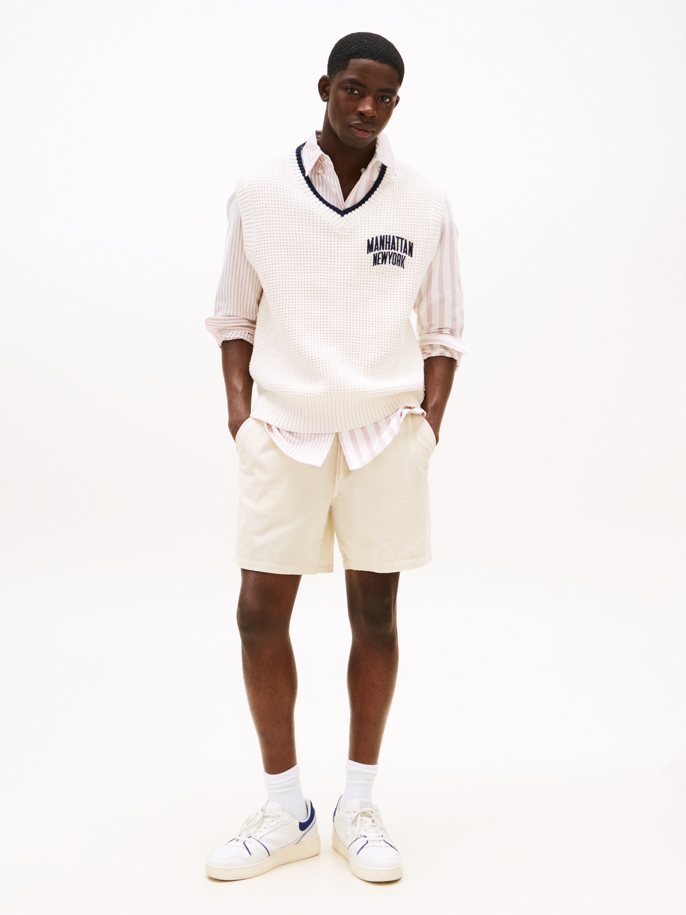 Tommy Jeans Sweatshorts »TJM LIGHT CORD SHORTS«, Mit Kordelzug