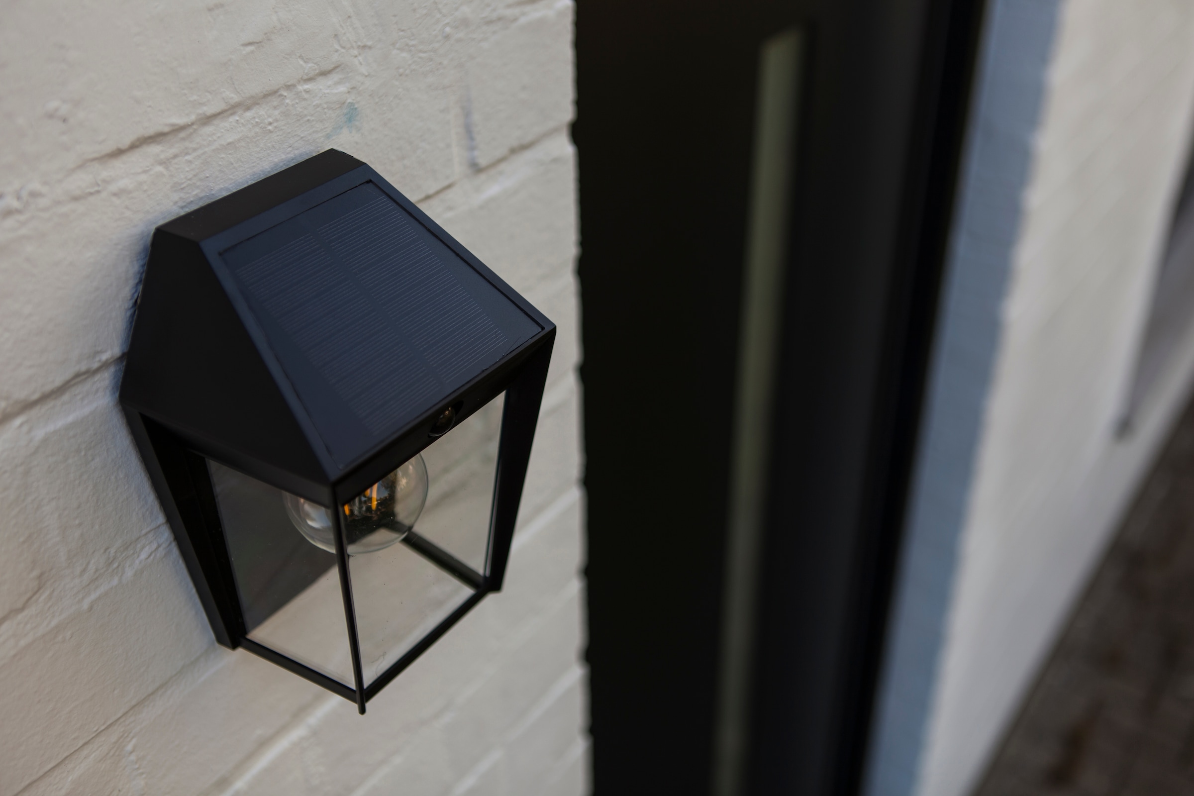 LUTEC LED Solarleuchte »Solar-Aussenwandl. mit BWM AVONY«, 1 flammig, Leuchtmittel E27 | ohne Leuchtmittel, inkl. Leuchtmittel