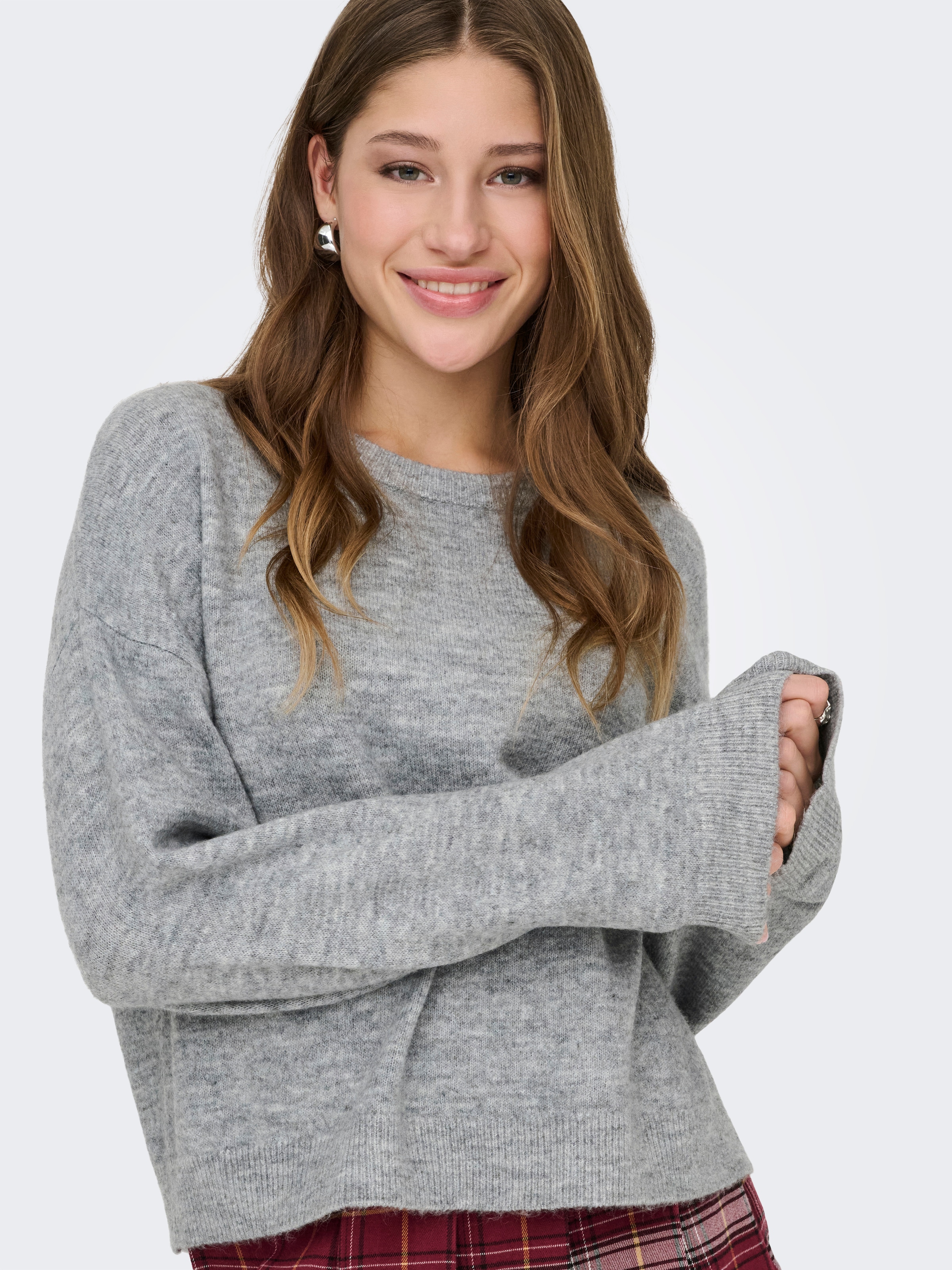 ONLY Rundhalspullover »ONLSIMONI L/S O-NECK PULLOVER KNT NOOS« Materialmix, regular fit