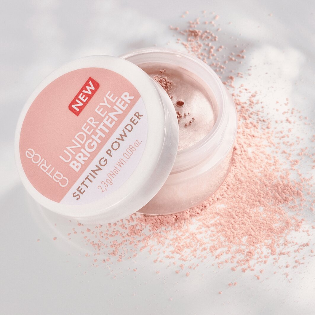Catrice Puder »UNDER EYE BRIGHTENER SETTING POWDER« Loses Puder, frisches und strahlendes Finish, pflegt die Haut.