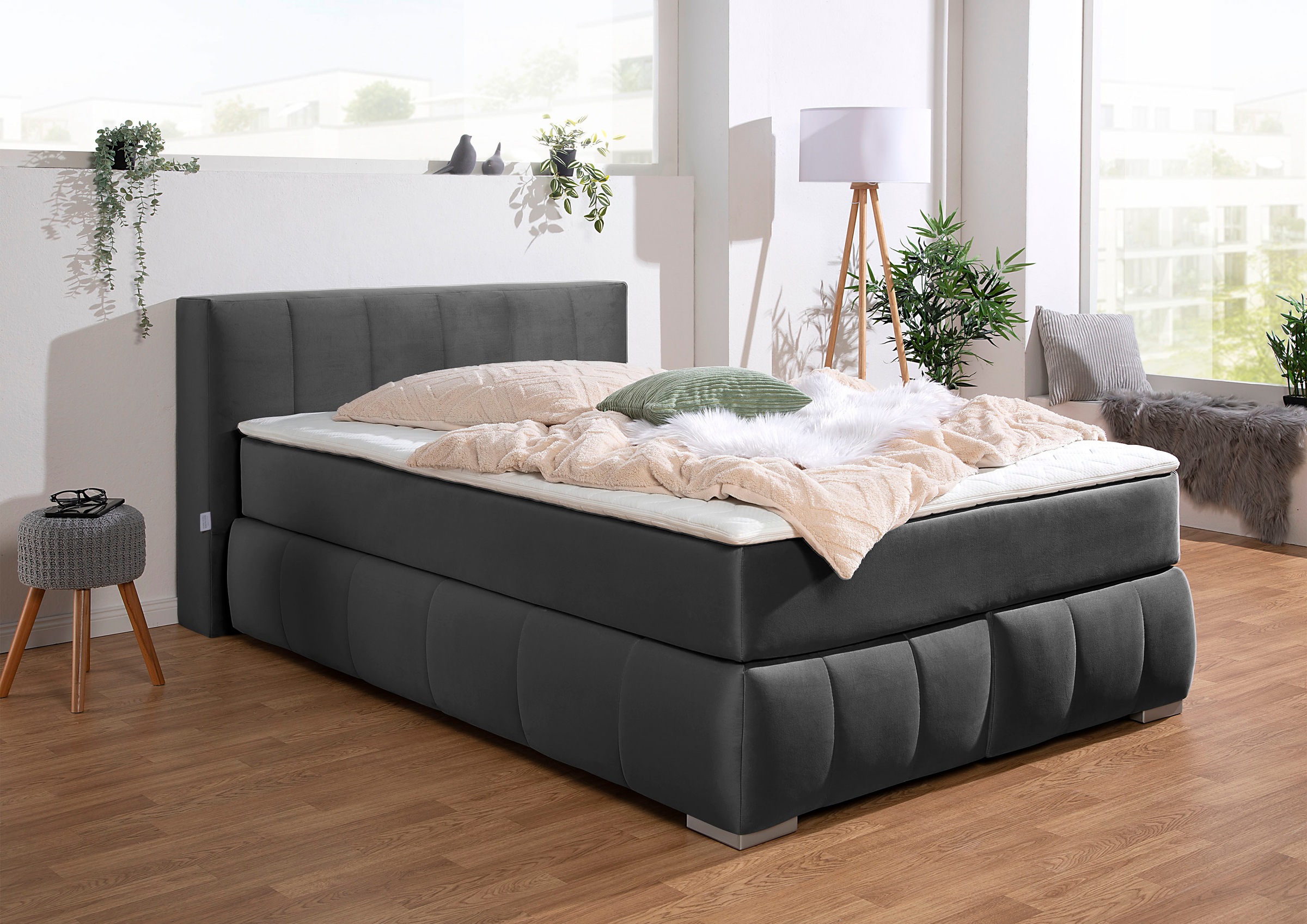 Bild von Guido Maria Kretschmer Home&Living Boxspringbett »Chelles«, inkl. Kaltschaumtopper, in 5 Breiten und 3 Matratzenarten