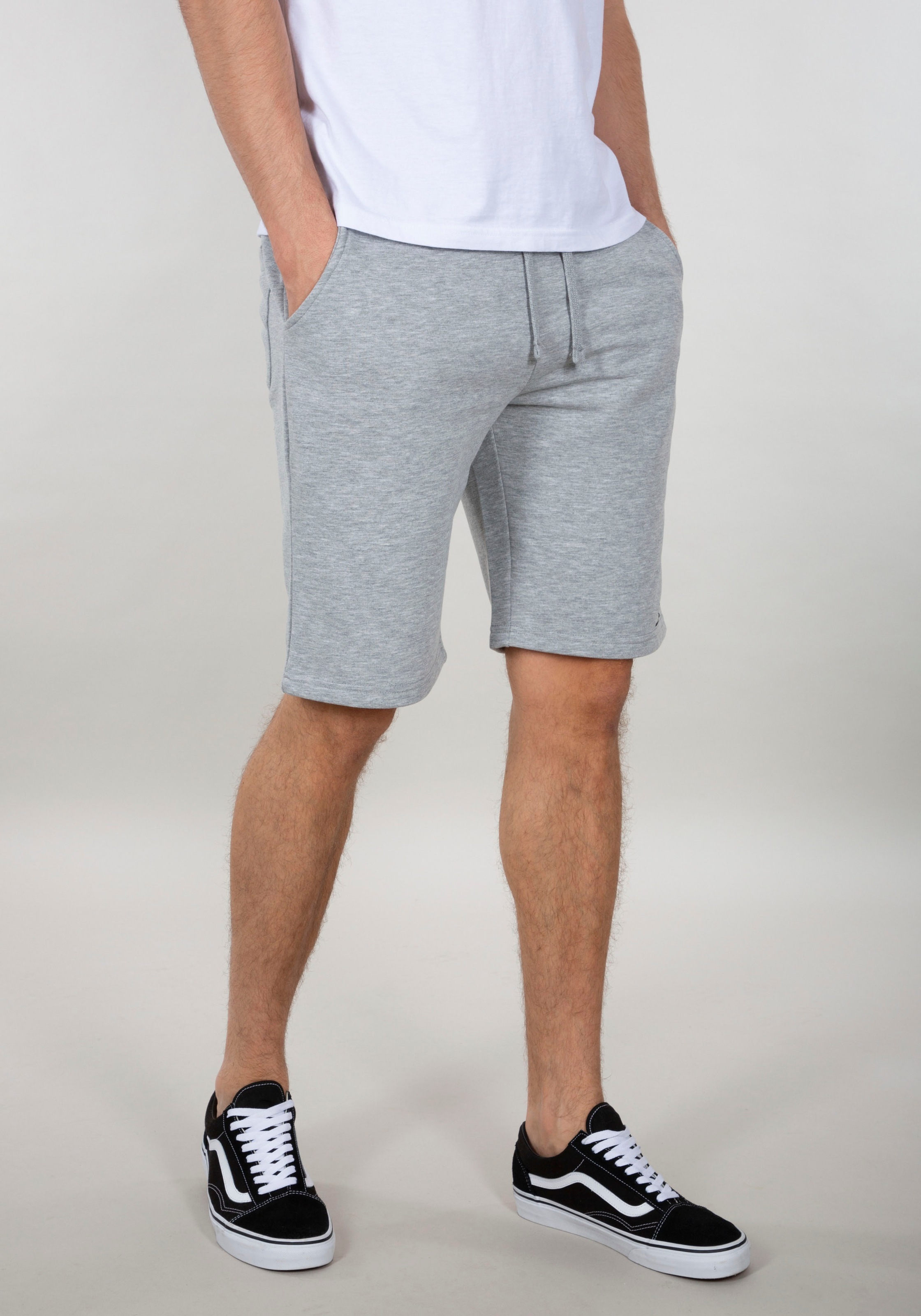 5. Bild von Alpha Industries Sweatshorts »Basic Short SL«