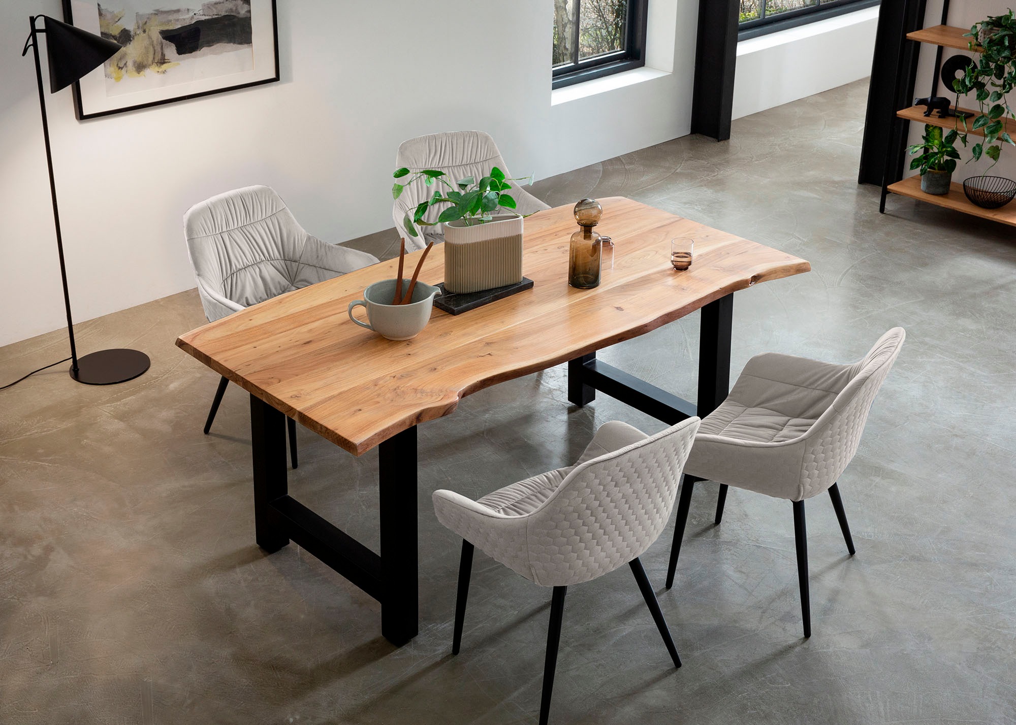 SalesFever Armlehnstuhl »Stilvoller Esszimmerstuhl für Komfort« () Esszimme günstig online kaufen