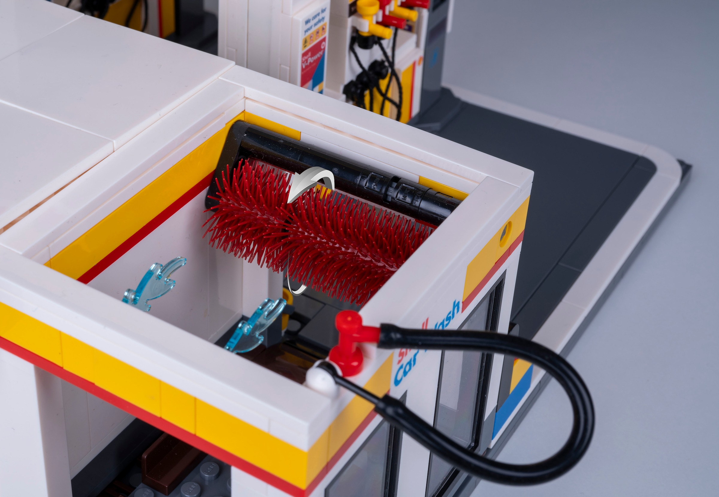 Jamara Konstruktions-Spielset »CaDA, Bricks, Shell Tankstelle mit Shop und Waschanlage (402857)« mit LED Licht