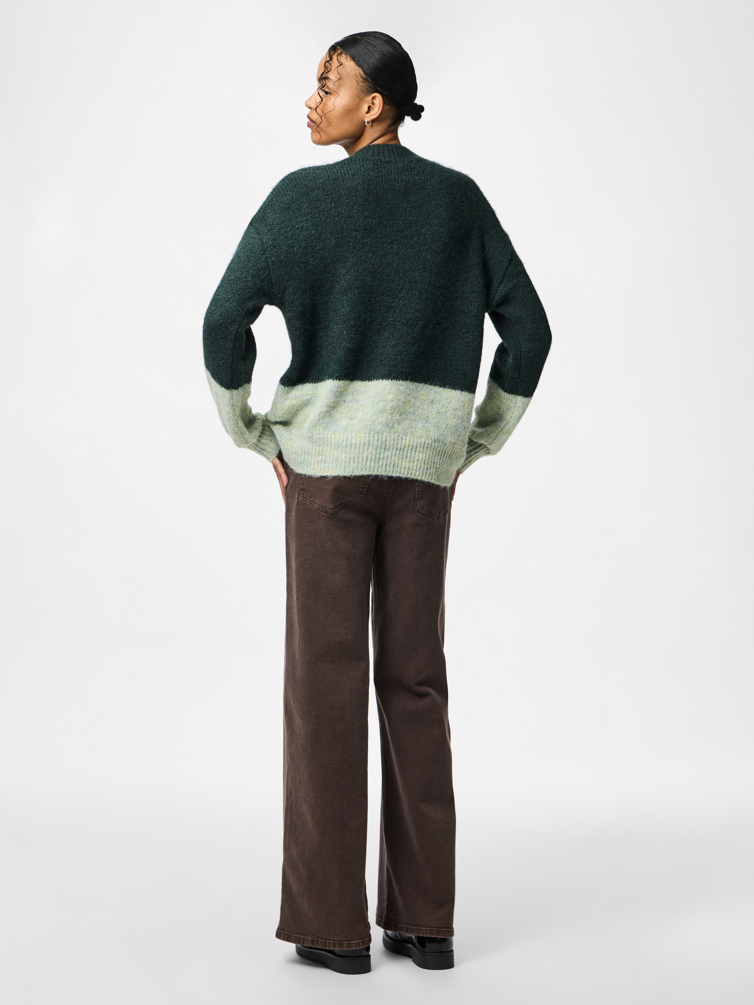 pieces Rundhalspullover »PCIVY LS O-NECK COLOR BLOCK KNIT PWP BC«, Colorblock Design