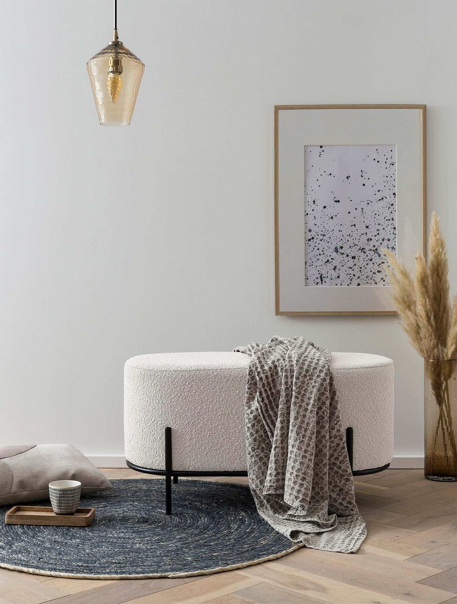 SalesFever Polsterhocker, mit Design-Gestell aus schwarzem Metall günstig online kaufen