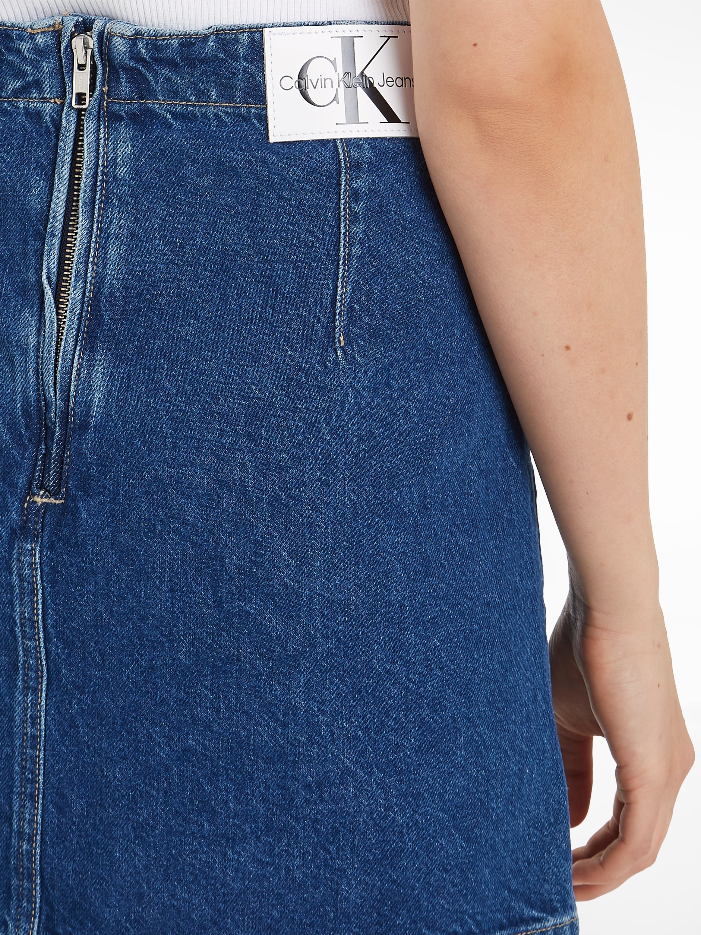 Calvin Klein Jeans A-Linien-Rock »MR A LINE DARTED MINI SKIRT«, mit Logomarkenlabel