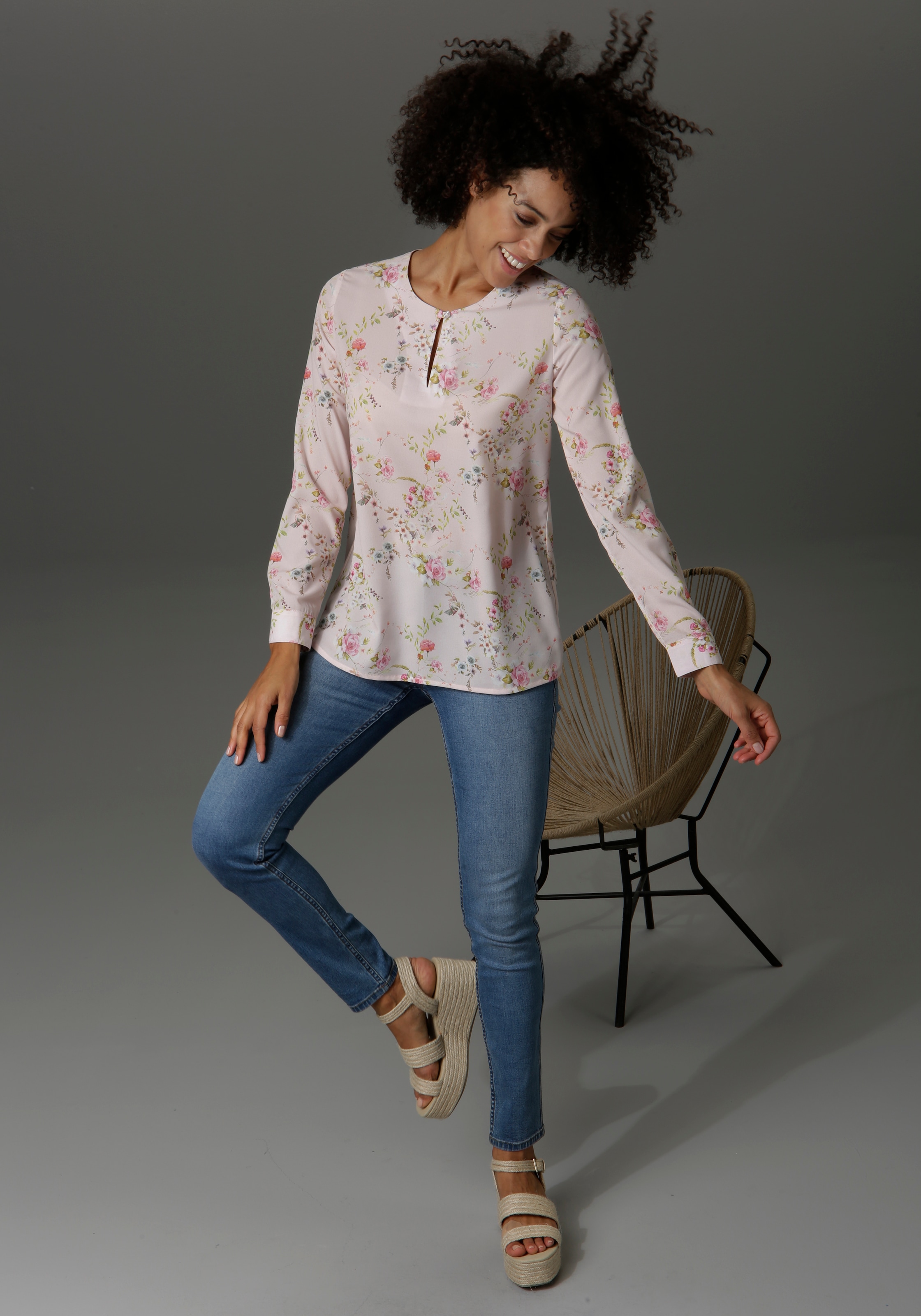 Aniston CASUAL Slim-fit-Jeans, im kaufen regular Waist Online-Shop
