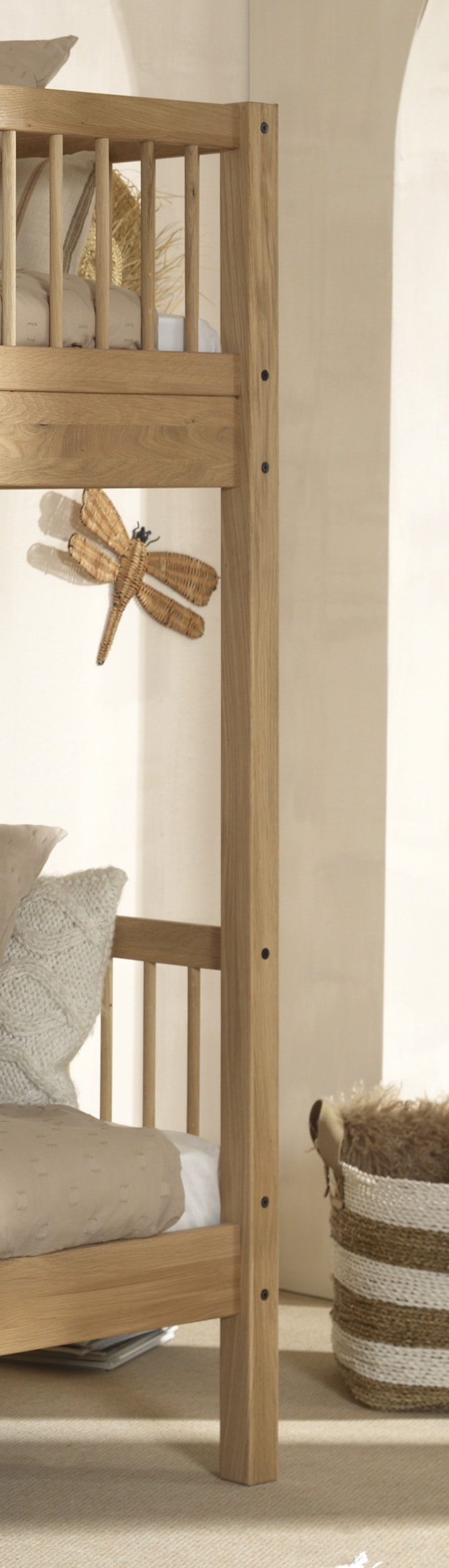 Home affaire Etagenbett »Forrest, Eiche massiv, Made in Europe, langlebige Qualität«, (H/B/T ca. 176/90/200cm), Schublade + unterer Rausfallschutz optional, stabil, 2 Lattenroste