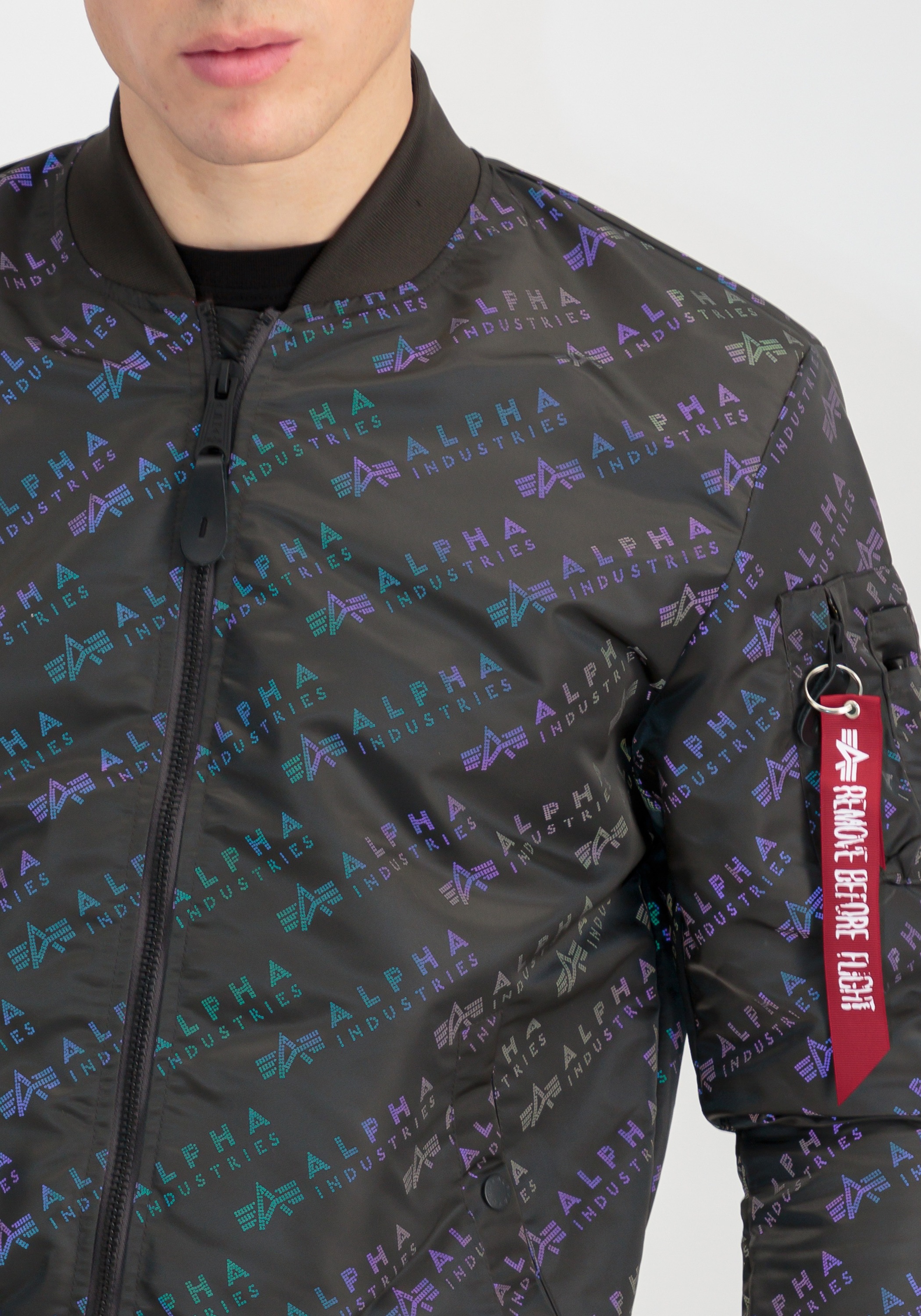 Alpha Industries Regen- und Matschjacke »Alpha Industries Men - Bomber Jackets MA-1 LW AOP Rainbow Ref.«