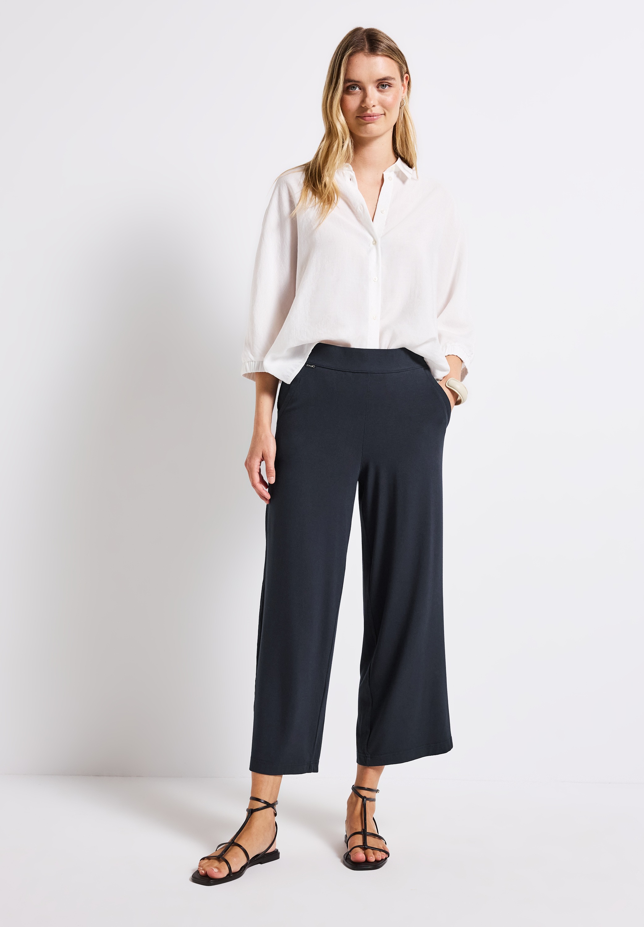 STREET ONE Stoffhose »Style EMEE«, 7/8-Länge und seitliche Taschen