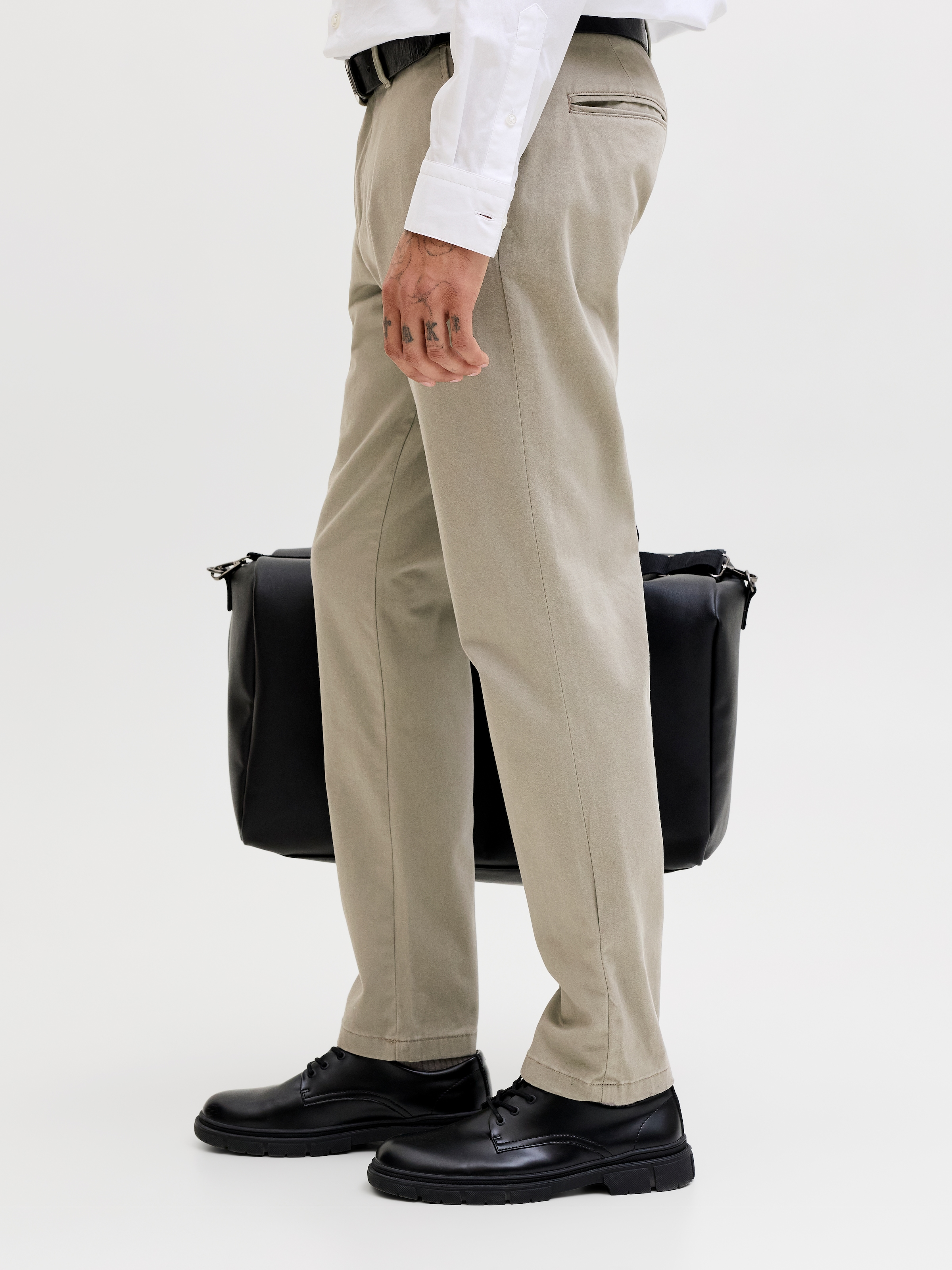 Jack & Jones Chinohose »JJIMARCO mit Badge und hohem Tragekomfort«  unifarben, modisch, slim fit, Baumwollmischung
