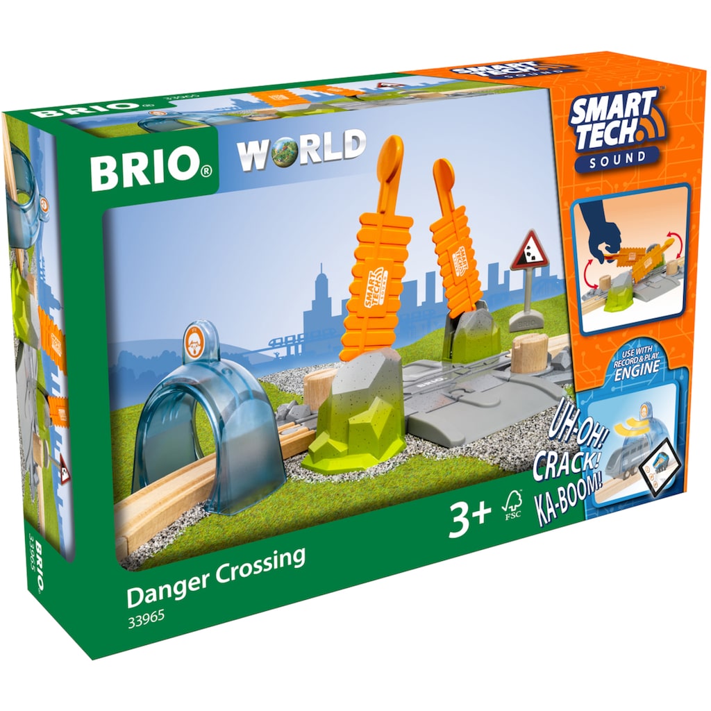 BRIO® Spielzeugeisenbahn-Erweiterung »Holzspielzeug, BRIO® WORLD, Smart Tech Sound Abenteuer-Bahnübergang«, FSC®- schützt Wald - weltweit