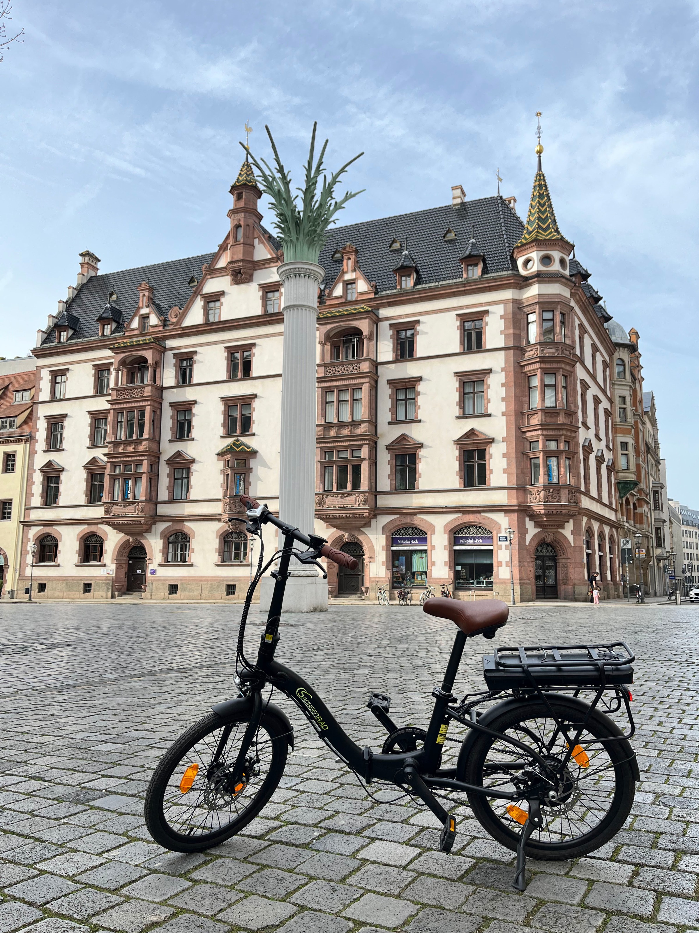 SachsenRad E-Bike »F2«, 7 Gang, Shimano, Shimano SIS 7-Gang-Schaltung, LCD-Steuerdisplay, Fahrmodus Pedelec, 
LED-Frontlicht, LED-Rücklicht