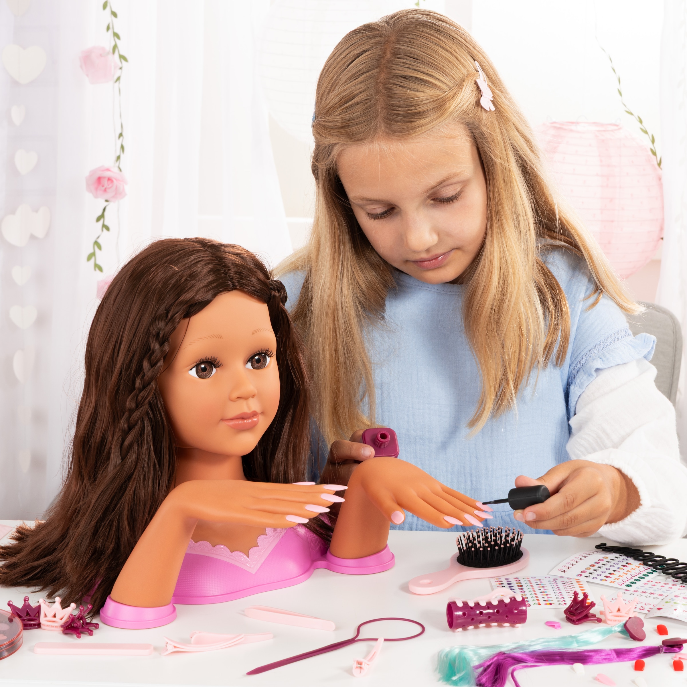 Bayer Frisier- & Schminkkopf »Charlene Super Model Magic Nails«