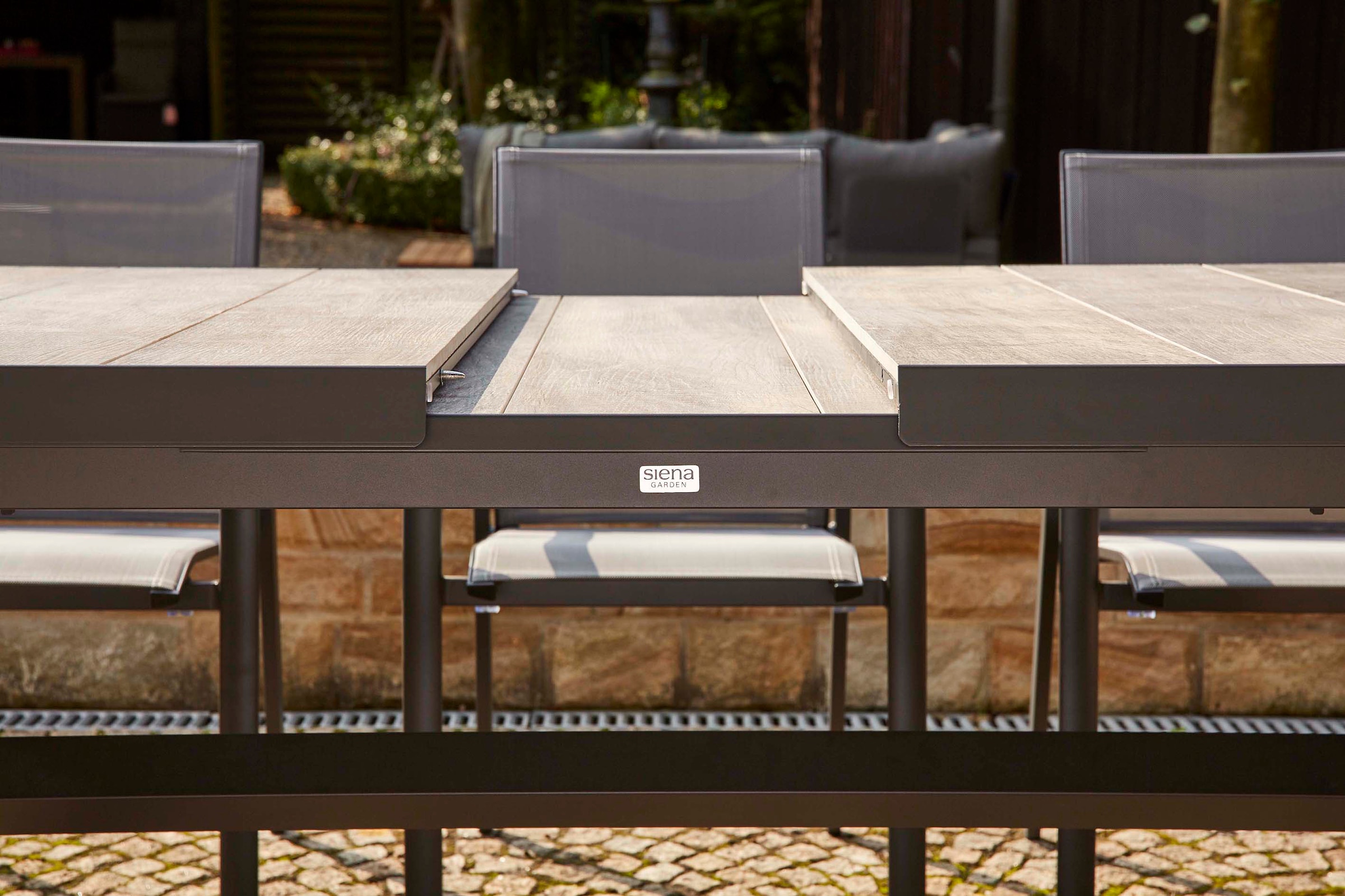 Siena Garden Garten-Essgruppe »Corido«, (Set, 13 tlg.), bestehend aus 6 Sesseln, 6 Kissen und 1 Tisch