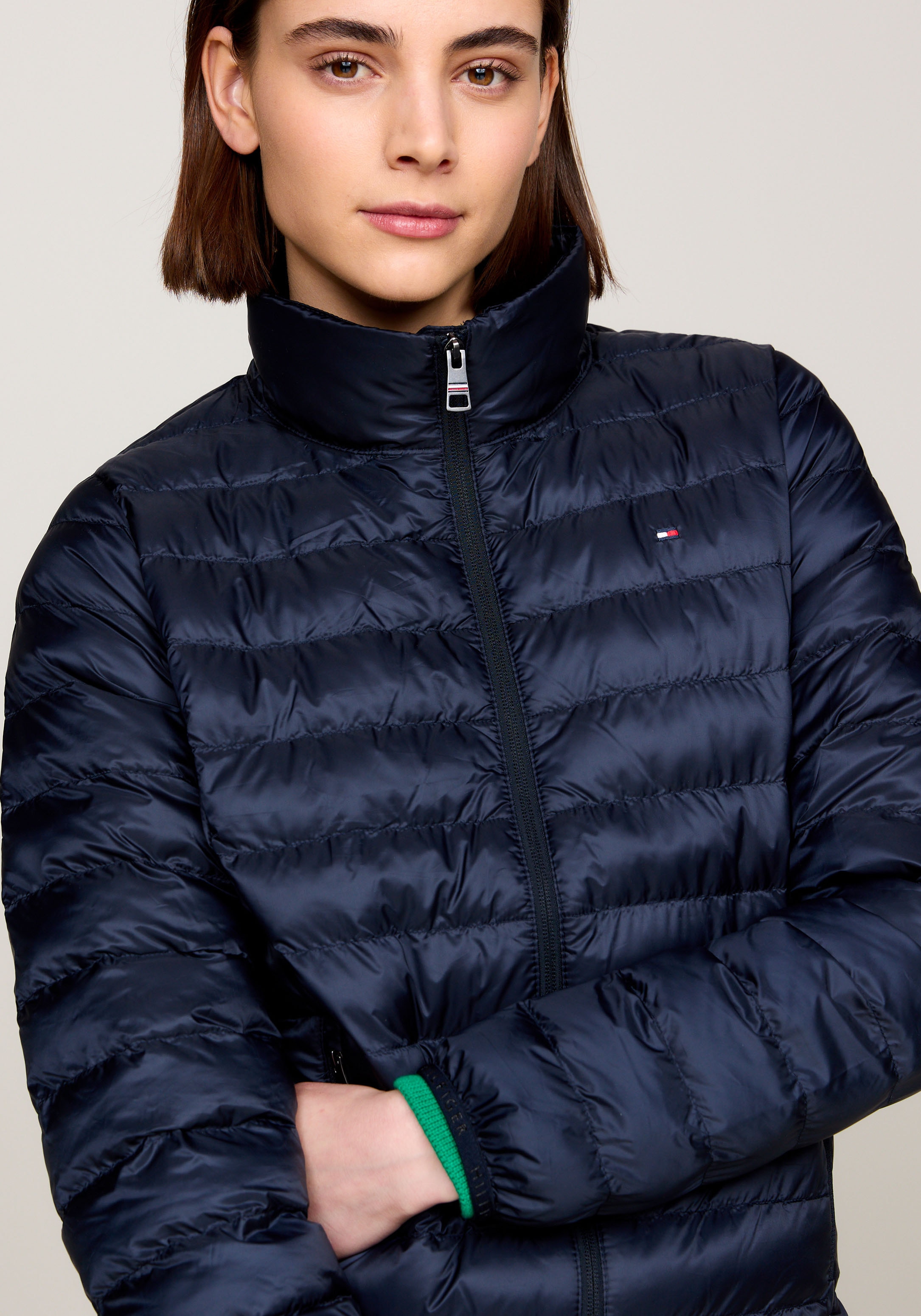 Tommy Hilfiger Steppjacke »LW PADDED GLOBAL STRIPE JACKET«, (Global Serie TH WOMEN), mti Global Stripe an der Kapuze