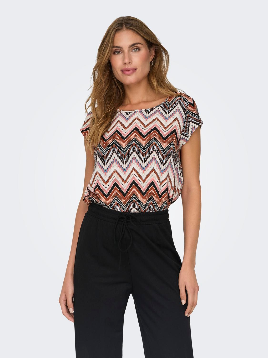 ONLY Shirtbluse »ONLVIC S/S AOP TOP NOOS PTM«, mit Allover Druck