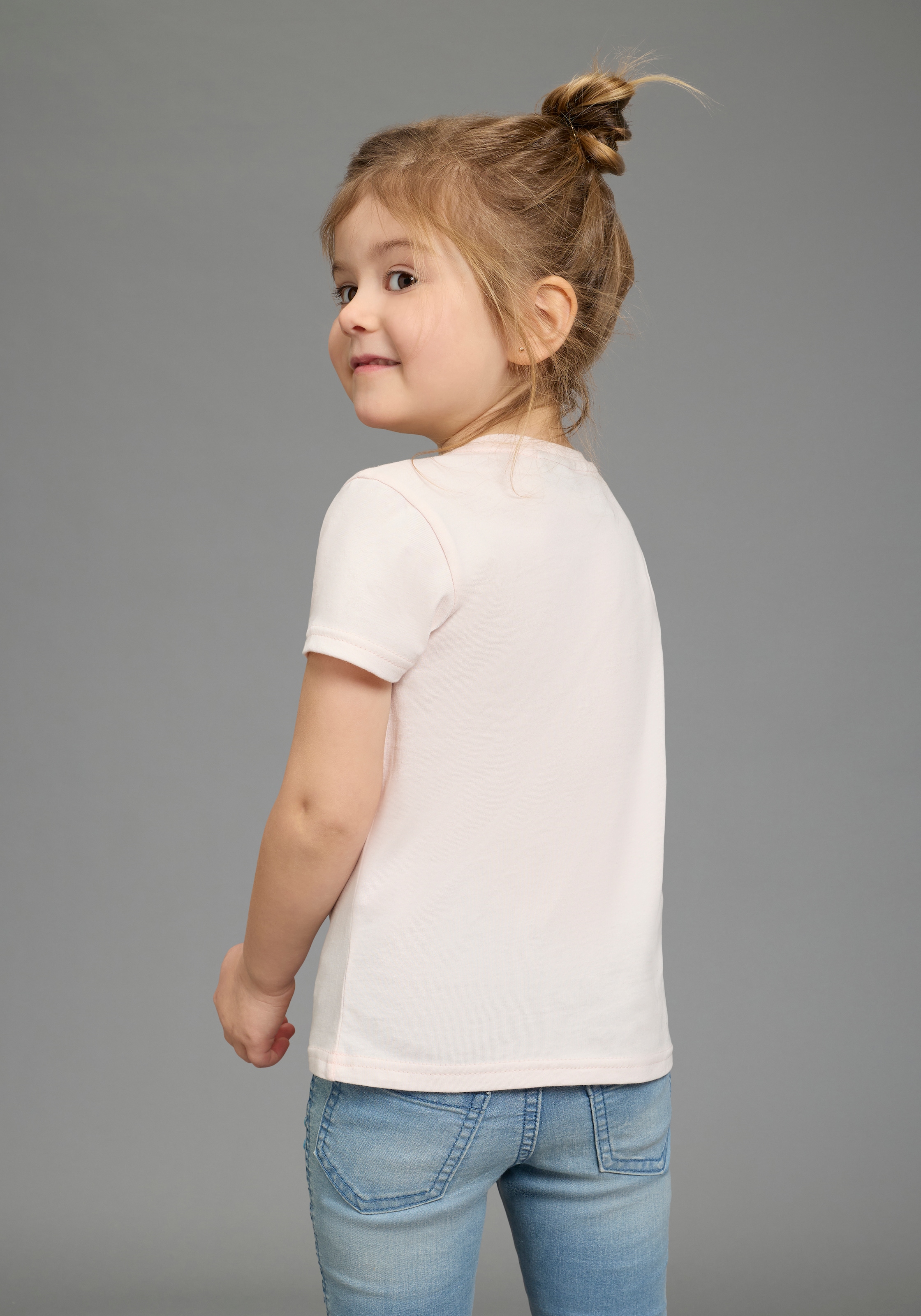 KIDSWORLD T-Shirt »WINNIE Puuh - Disney Shirt« Kurzarm, Rundhalsausschnitt, mit modischem Druck, Basic Passform