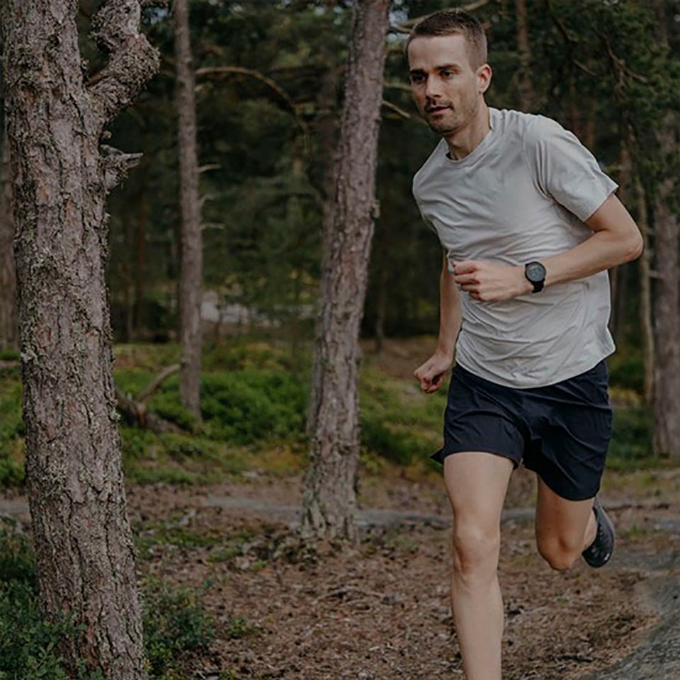 Suunto Smartwatch »9 Peak Pro«, (3,04 cm / 1,2 Zoll),)