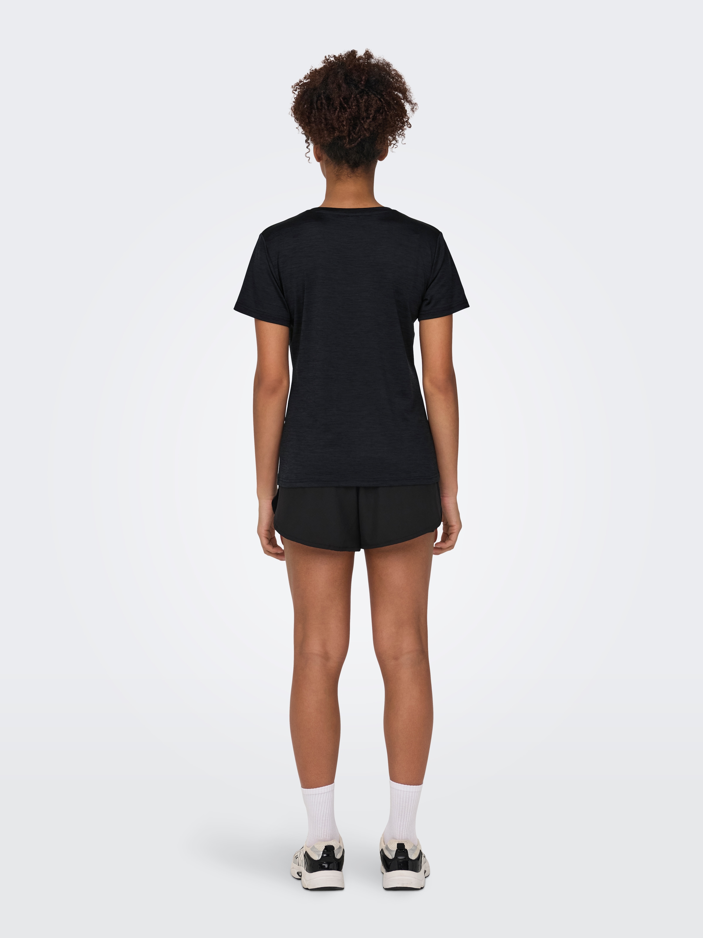 ONLY Play Trainingsshirt »ONPCORE LIFE VN SS REG TEE NOOS« mit reflektierenden Details