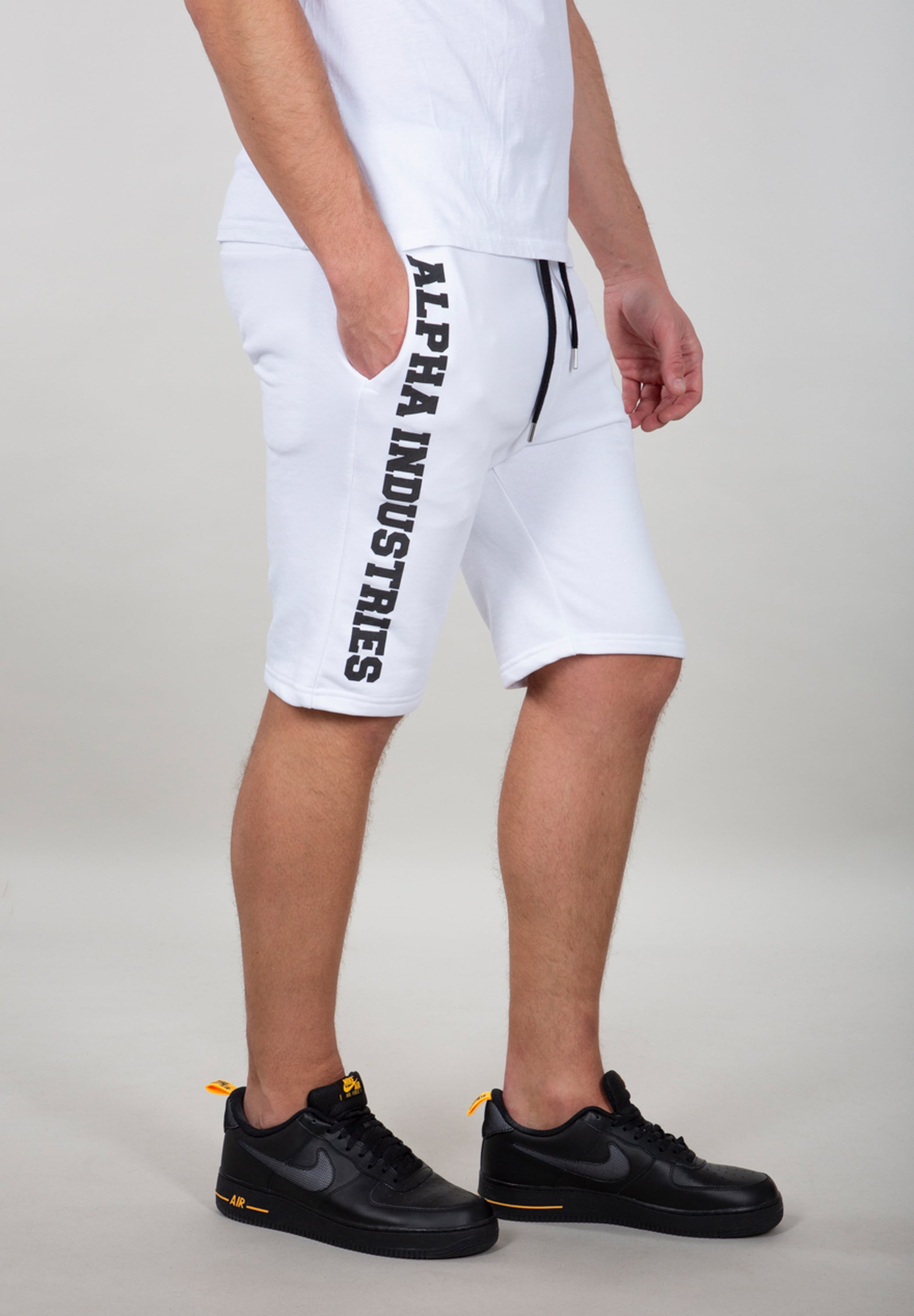 2. Bild von Alpha Industries Sweatshorts »Alpha Industries Men - Shorts Big Letters Short«