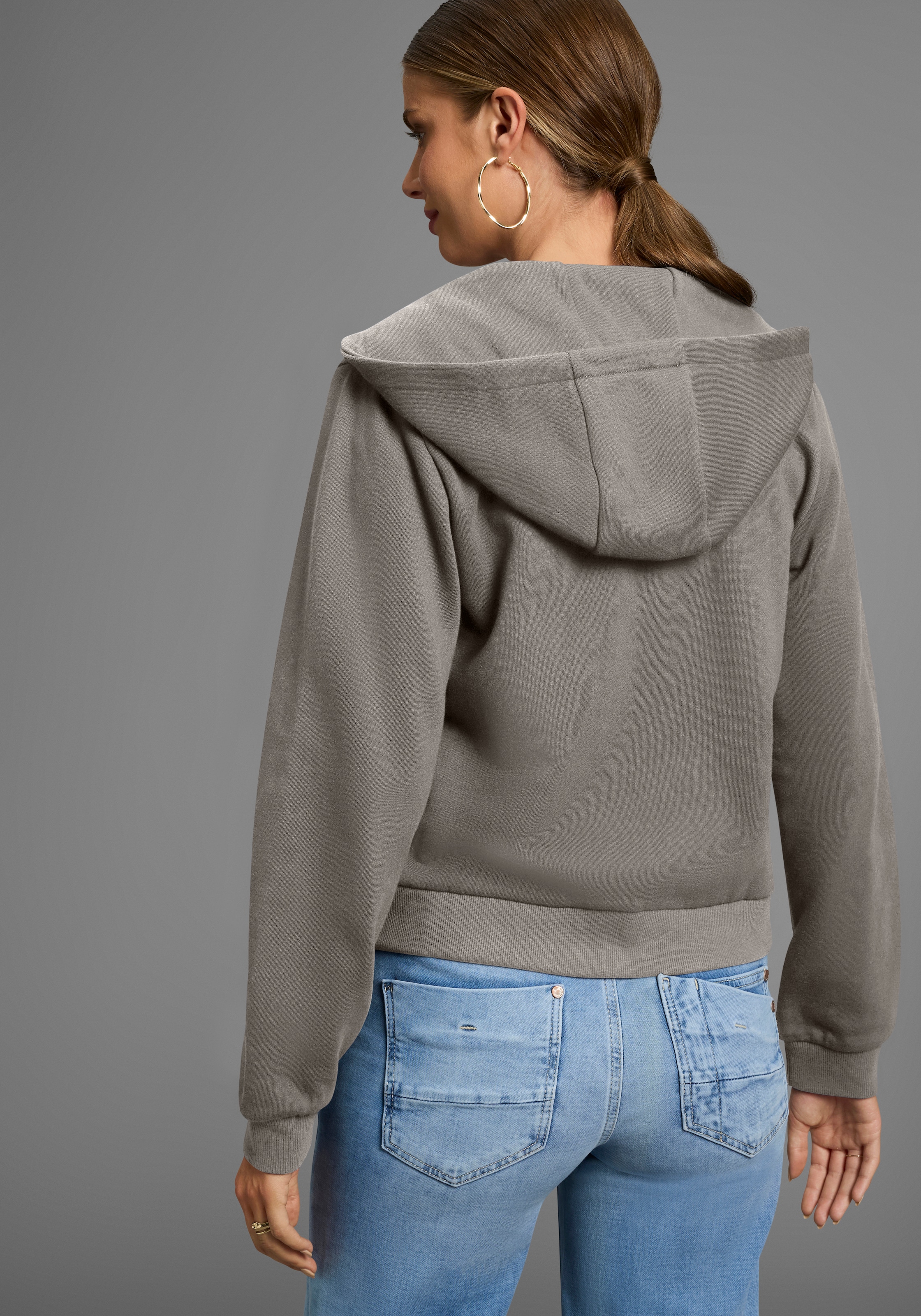 DELMAO Kapuzensweatjacke, mit Reißverschluss, Kapuze & Kängurutasche