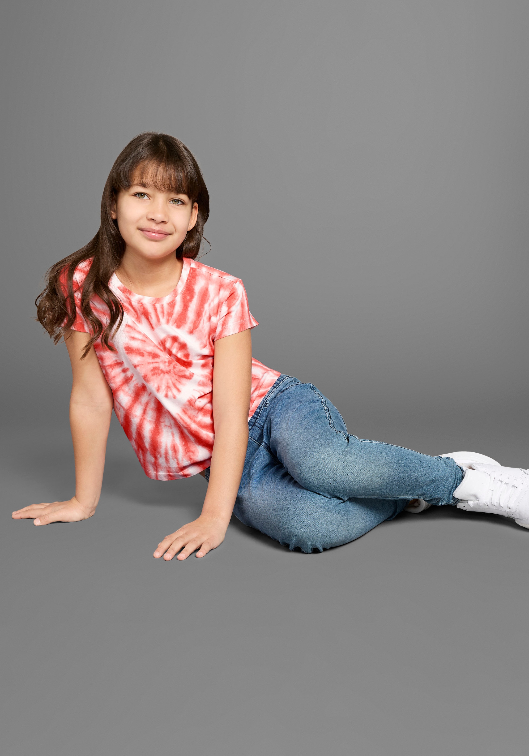 KIDSWORLD T-Shirt »Herz Batik«, Kurzarm, gerade Passform, vielseitig gemustert