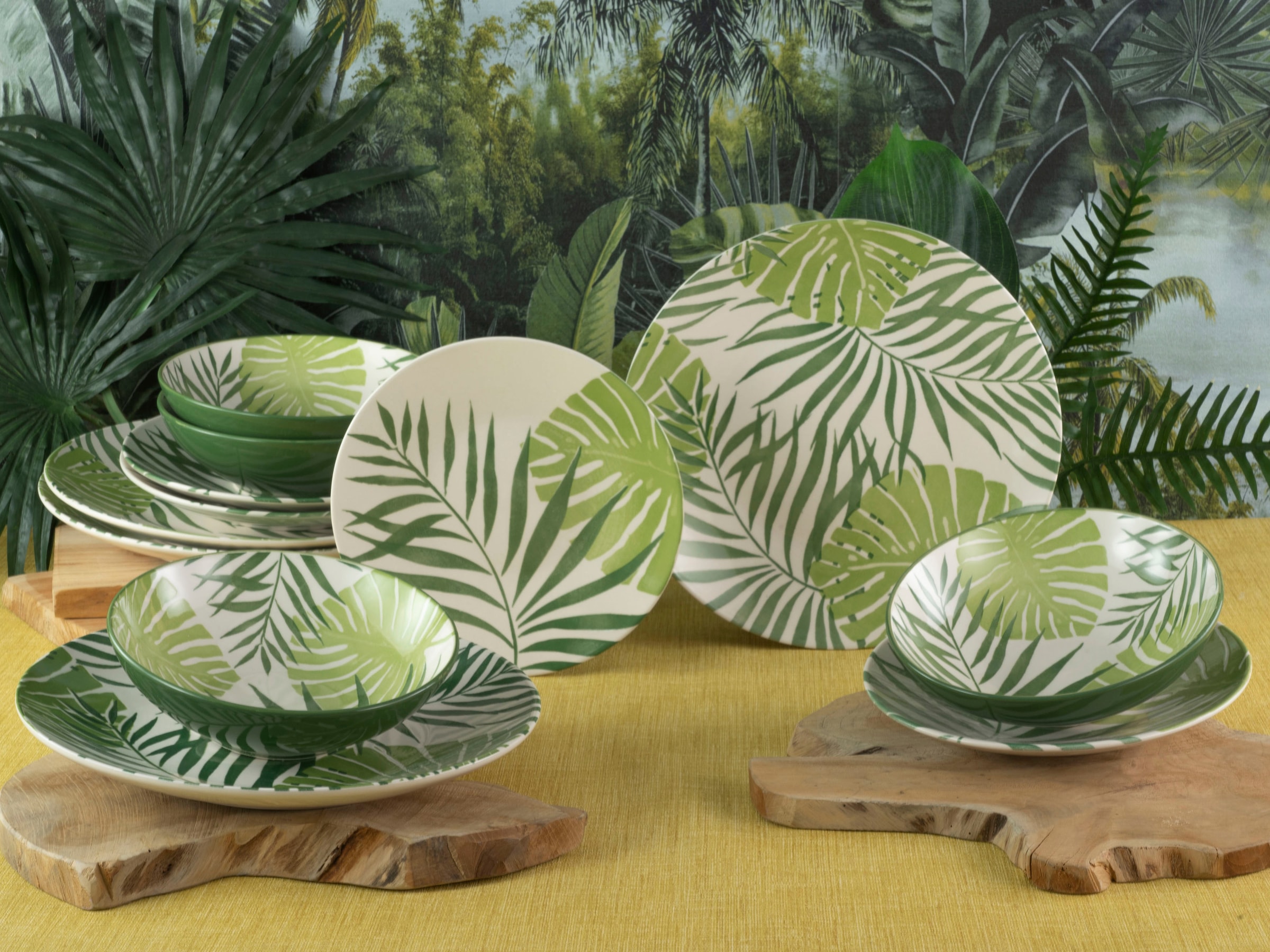 CreaTable Teller-Set »Tropicana«, (Set, 12 tlg.), vollflächiger tropischer Blätter Dekor