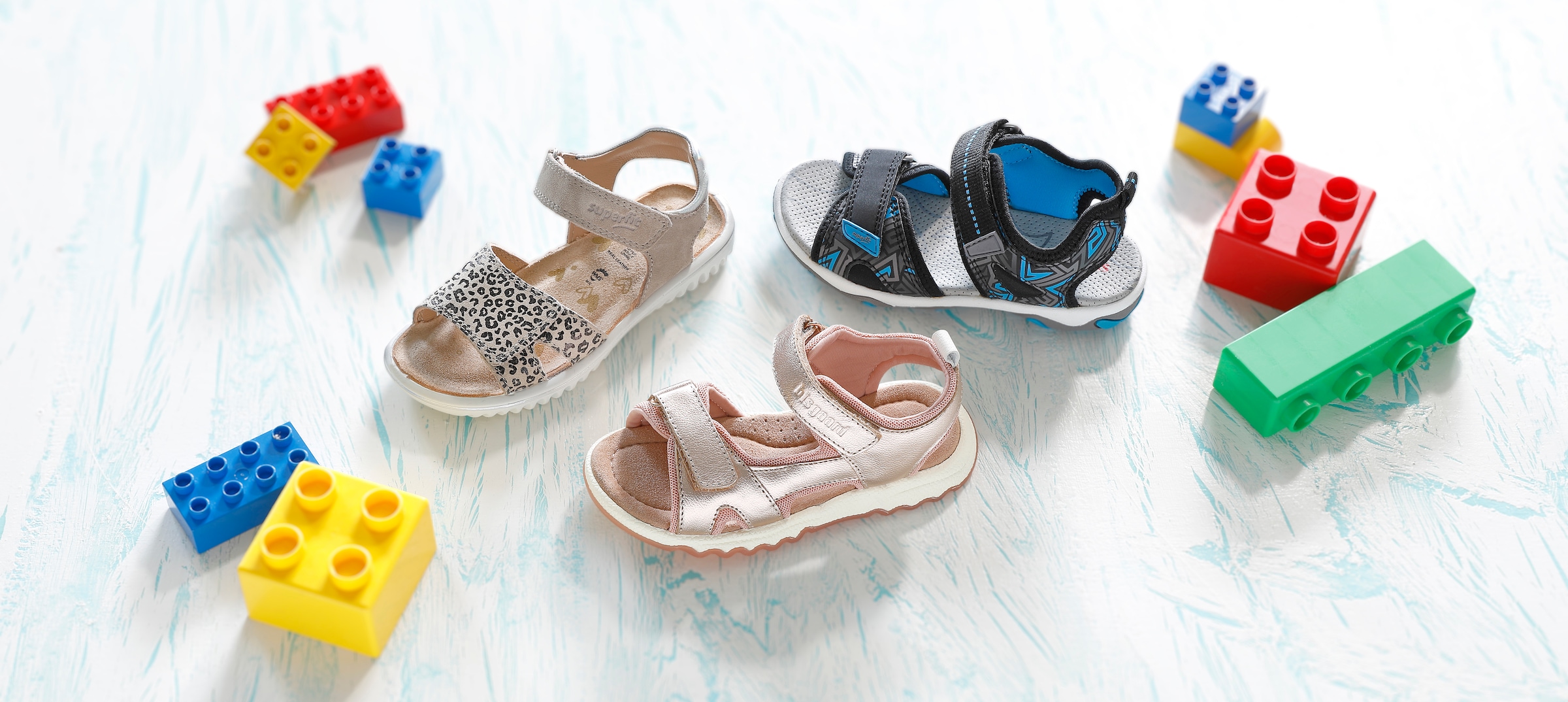 Superfit Sandale »SPARKLE WMS: mittel«, Klett-Sandalette mit Leomuster, Größenschablone zum Download
