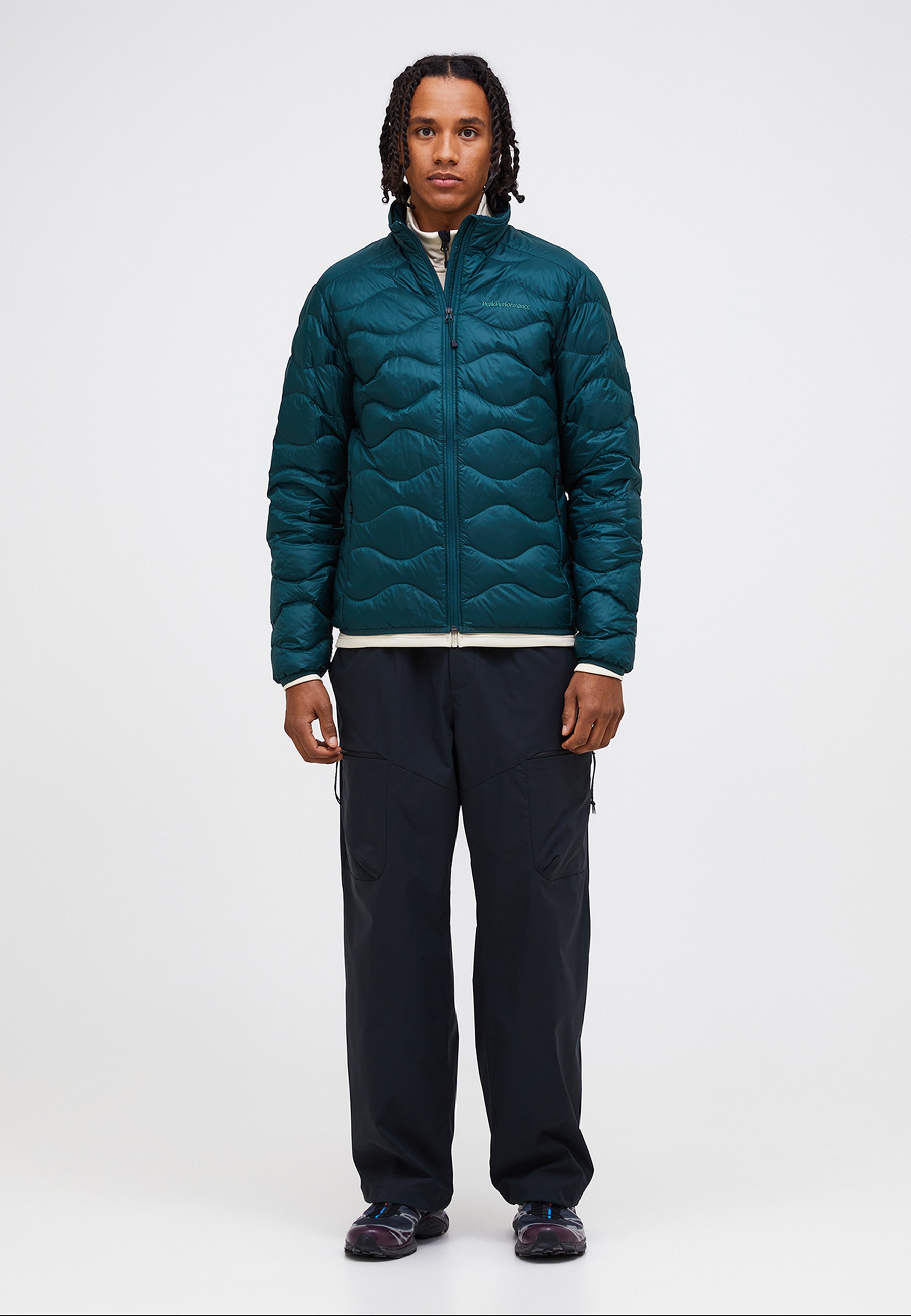 Peak Performance Daunenjacke »M Helium Down Jacket« mit sportivem Design