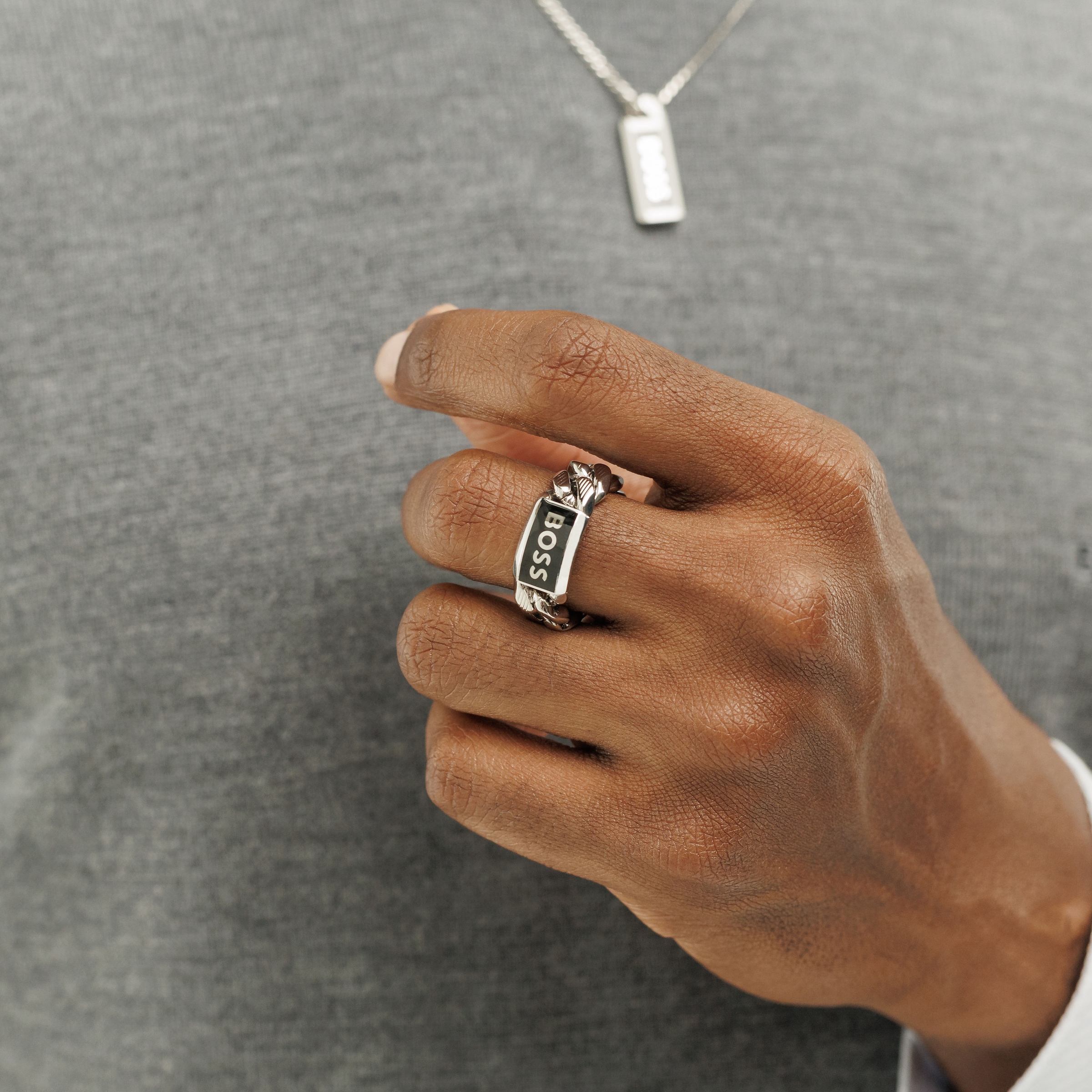 BOSS Fingerring »KASSY EMBLEM« mit Emaille