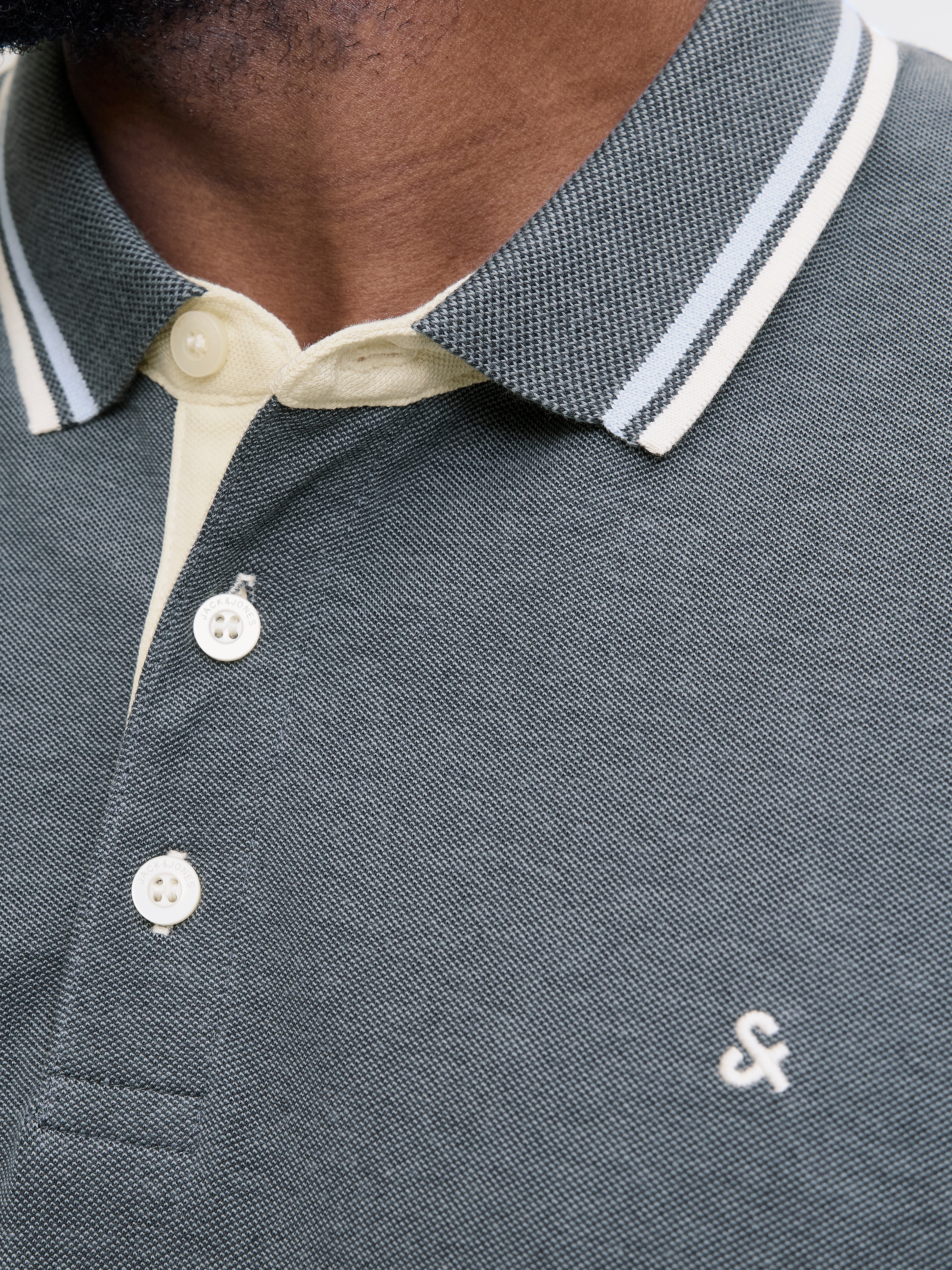 Jack & Jones PlusSize Poloshirt »JJEPAULOS POLO SS NOOS PLS«, mit Logo Stickerei