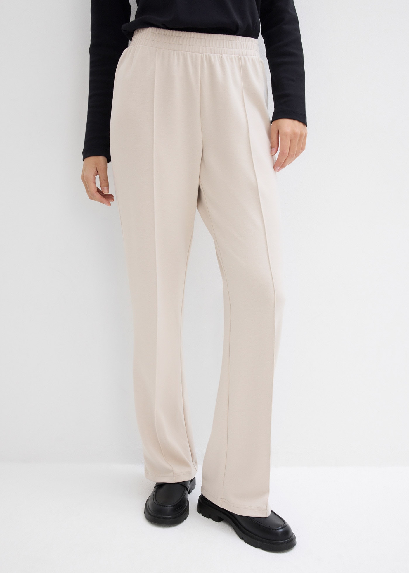 bonprix Sweathose  mit Biese, Regular Fit, mit Elasthan-Anteil