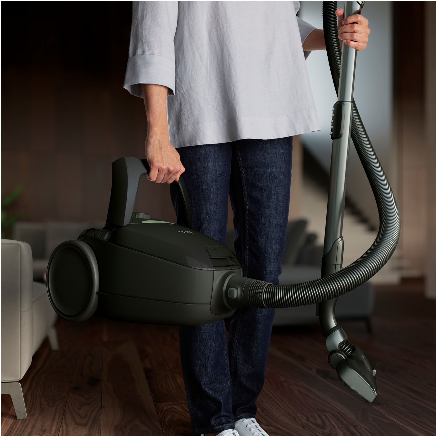 AEG Bodenstaubsauger »VX82-1-ÖKO«, 600 W, mit Beutel, aus 75% Recyclingkunststoff