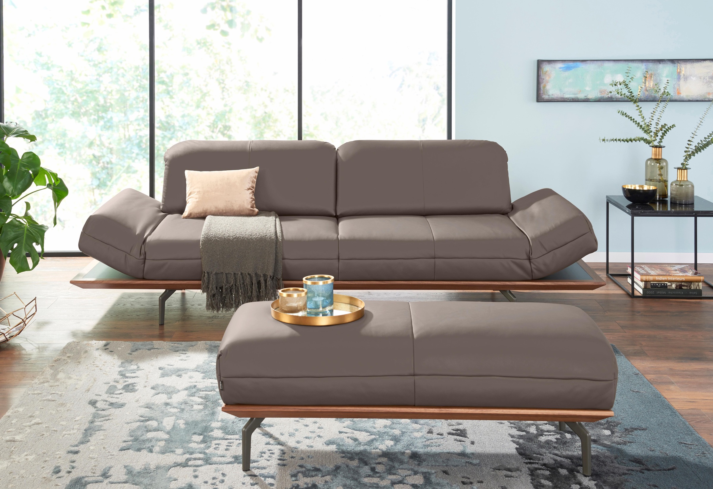 Creation BY ROLF BENZ 3-Sitzer »CR.420, Designsofa, Loungesofa«, in 2 Qualitäten, Holzrahmen in Eiche Natur oder Nußbaum, Breite 232 cm
