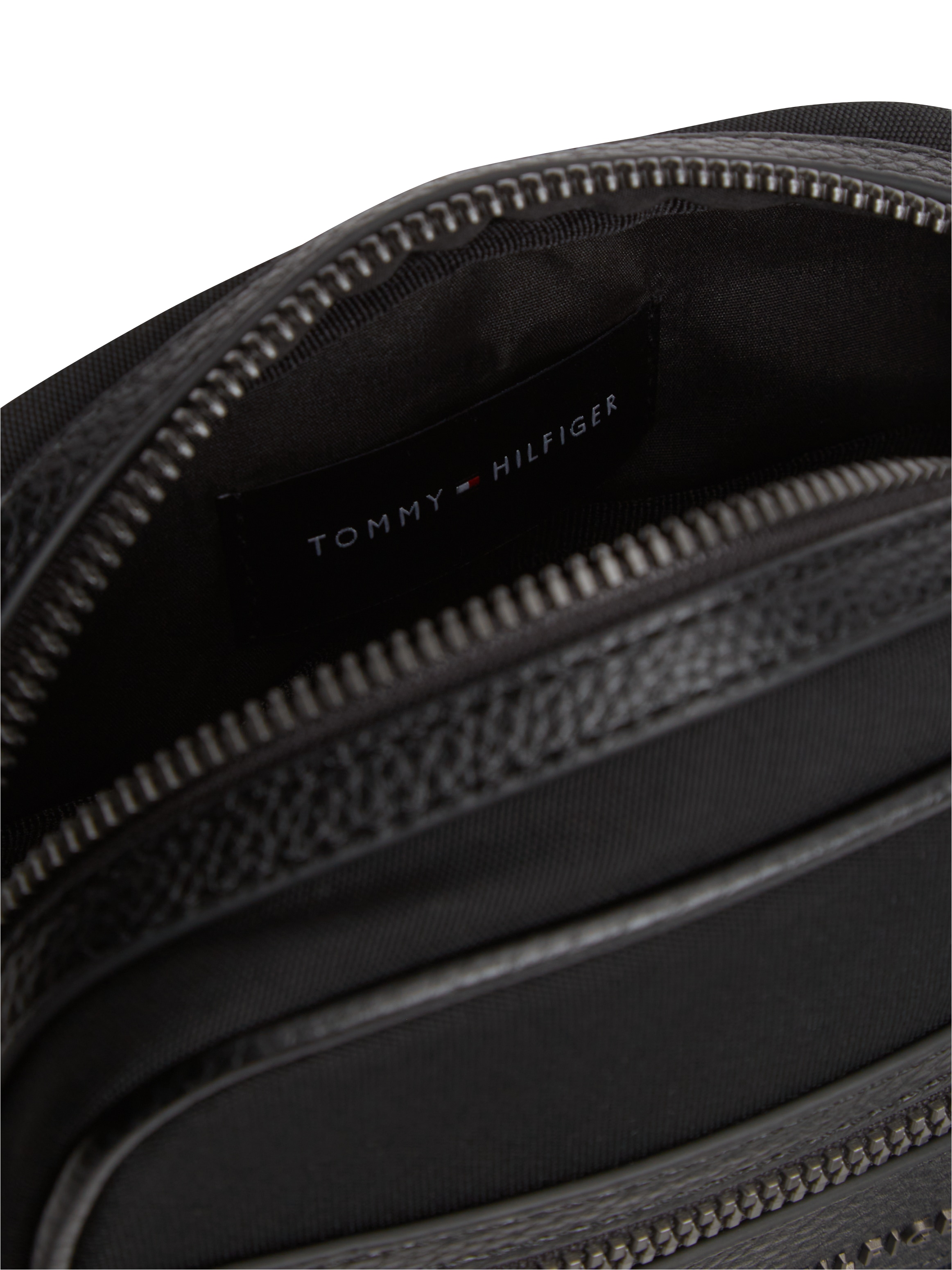 Tommy Hilfiger Umhängetasche »TH REPREVE MINI REPORTER« Unisex Schultertasche, Minibag mit praktischer Vordertasche