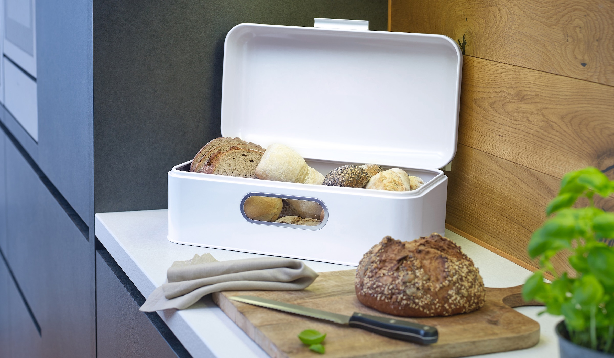 ECHTWERK Brotkasten »Retro-Brotbox "single window"« 1 Stk. tlg. Brotbehälter im Retro-Design, 1 praktisches Sichtfenster