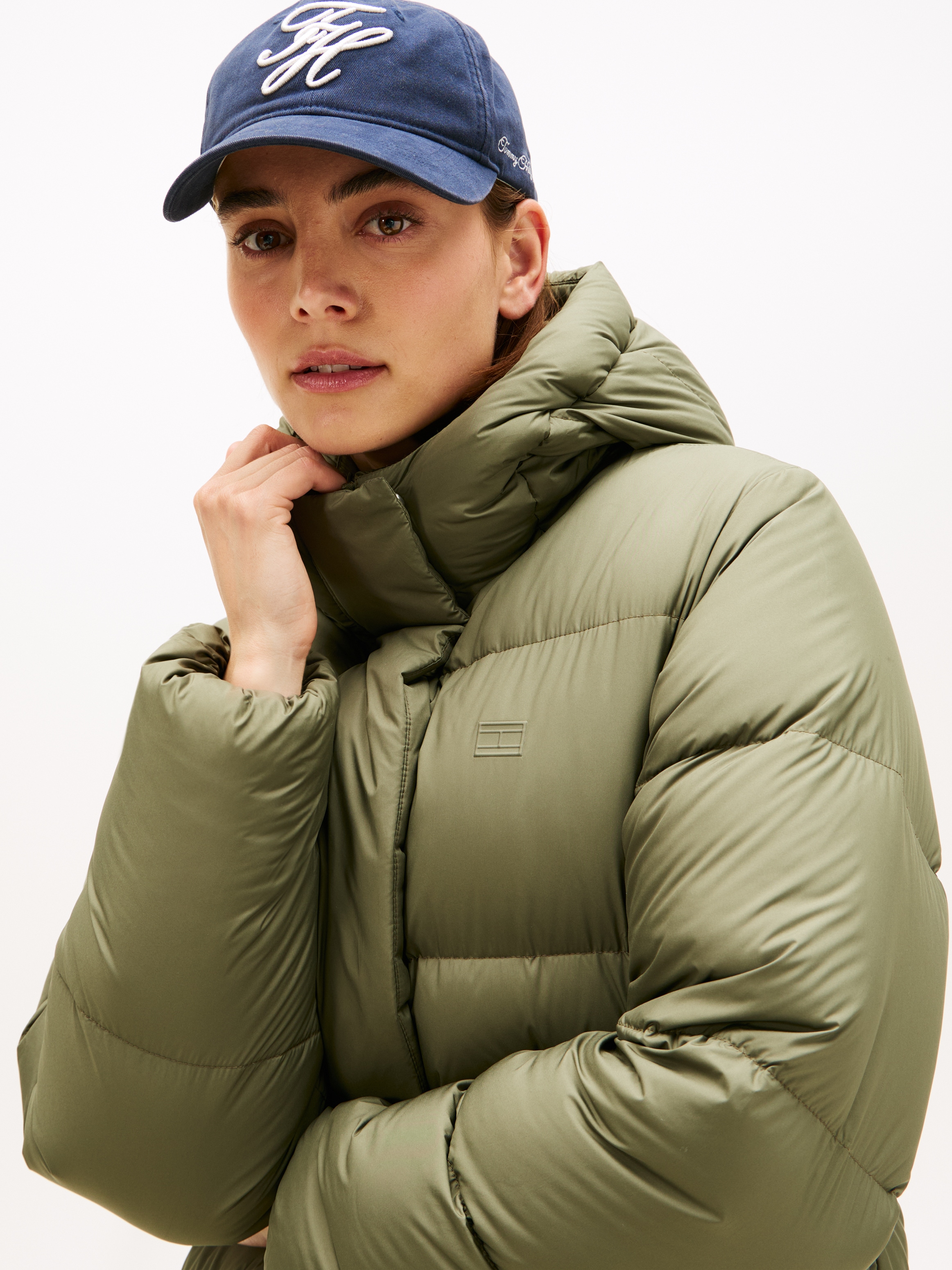 Tommy Hilfiger Steppmantel »MODERN DOWN REG COAT« mit wärmenden Material gefüttert