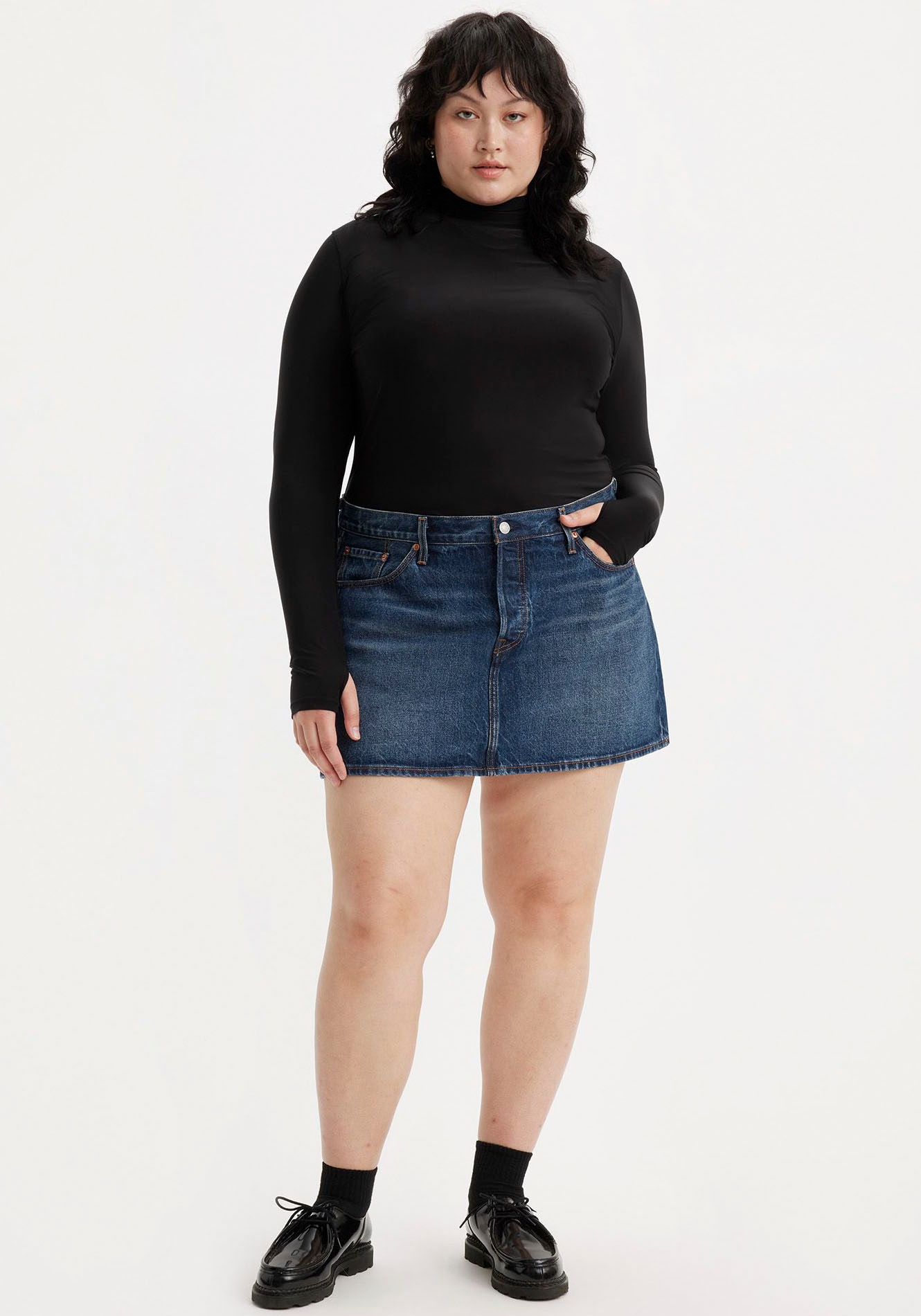 Levi's® Plus Jeansrock »PLUS NEW ICON SKIRT«, mit ausgefranster Kante und Destroyed Details