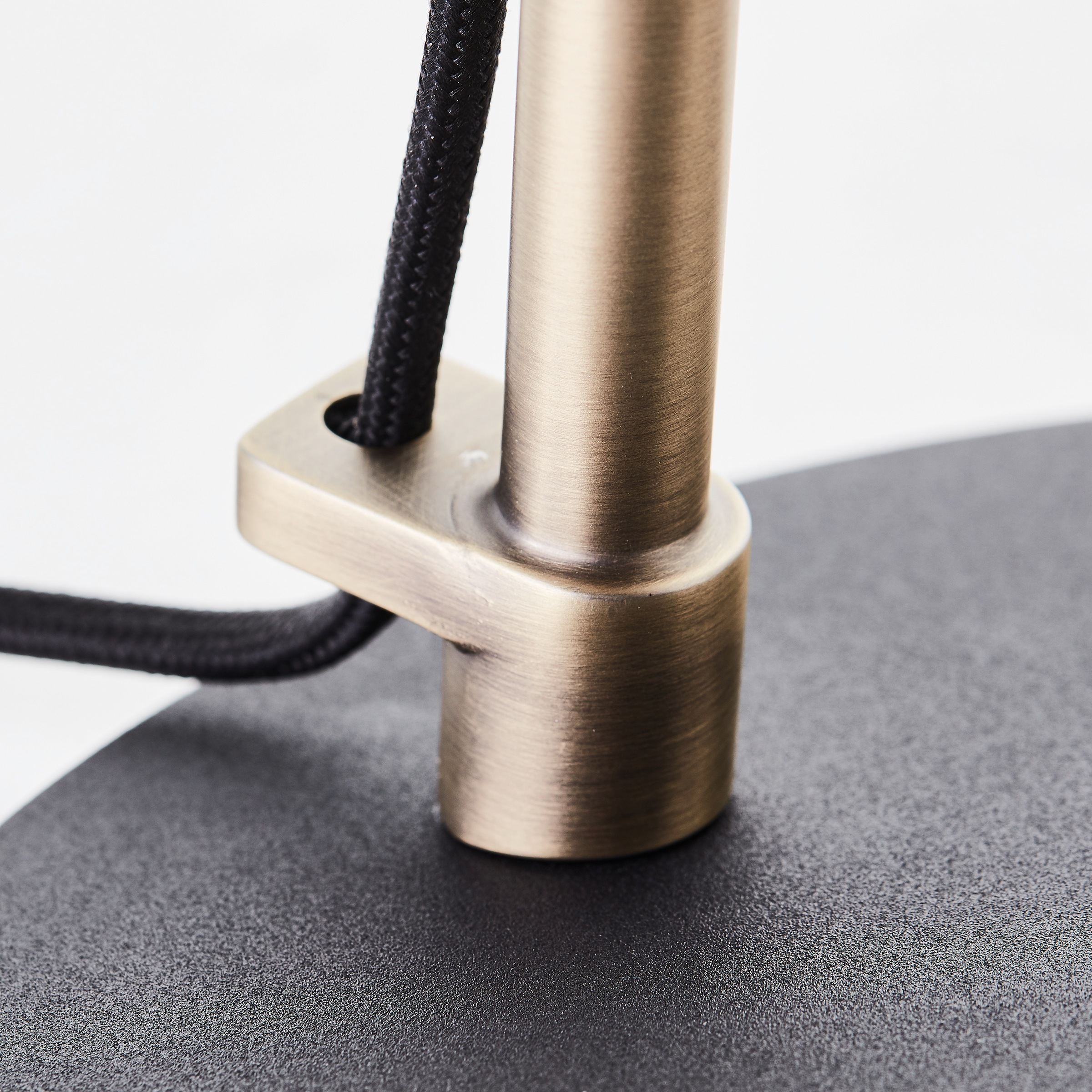 Brilliant Tischleuchte »Annice«, 1 flammig, Leuchtmittel E14 | ohne Leuchtmittel, Höhe 52 cm, E14, Metall/Textil, schwarz matt/messingfarben gebürstet